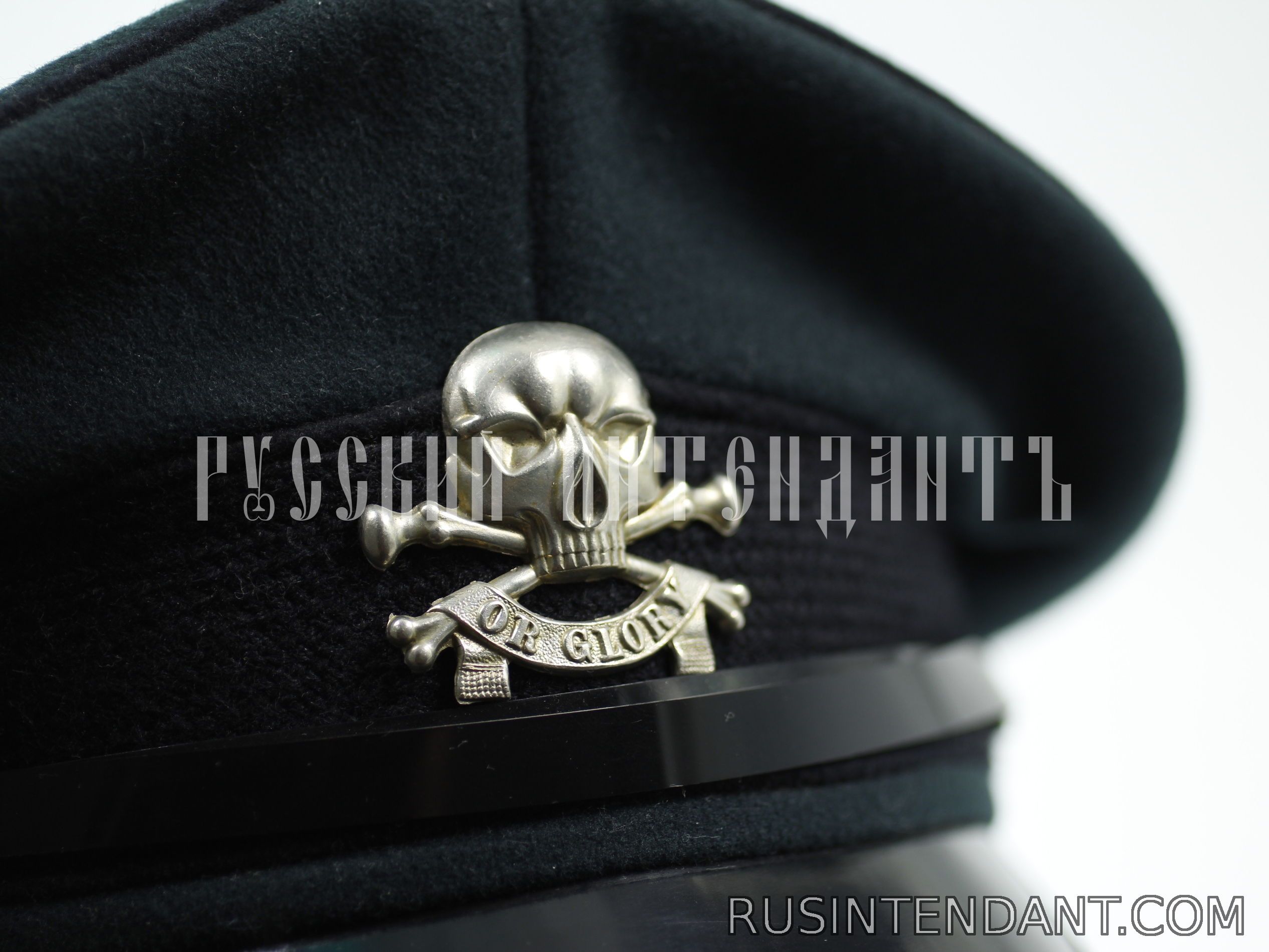 Фото 2: Фуражка военнослужащего Великобритании 