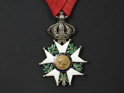 Знак ордена "Почетный Легион"