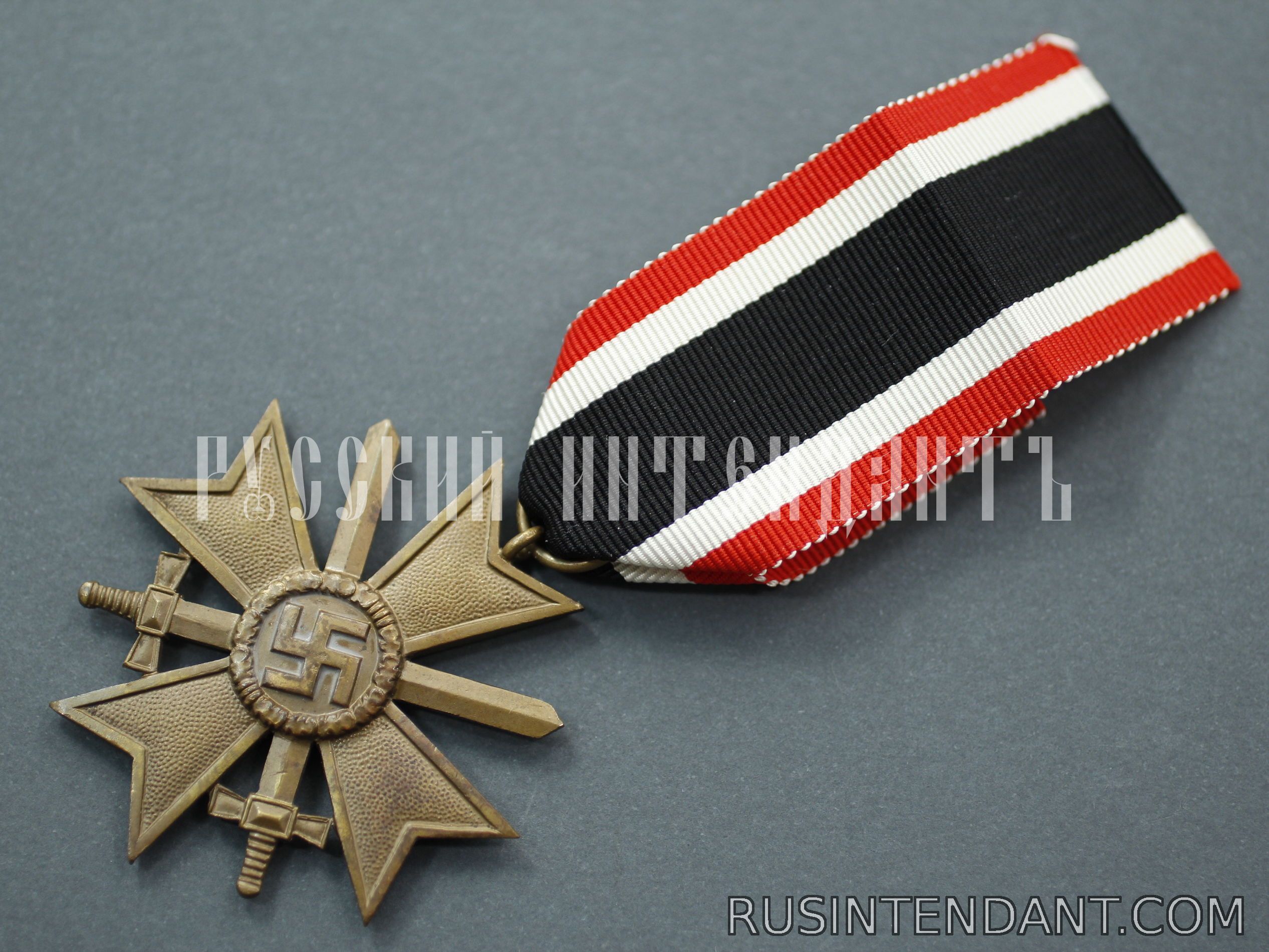 Фото 3: Крест Военных заслуг второго класса с мечами 