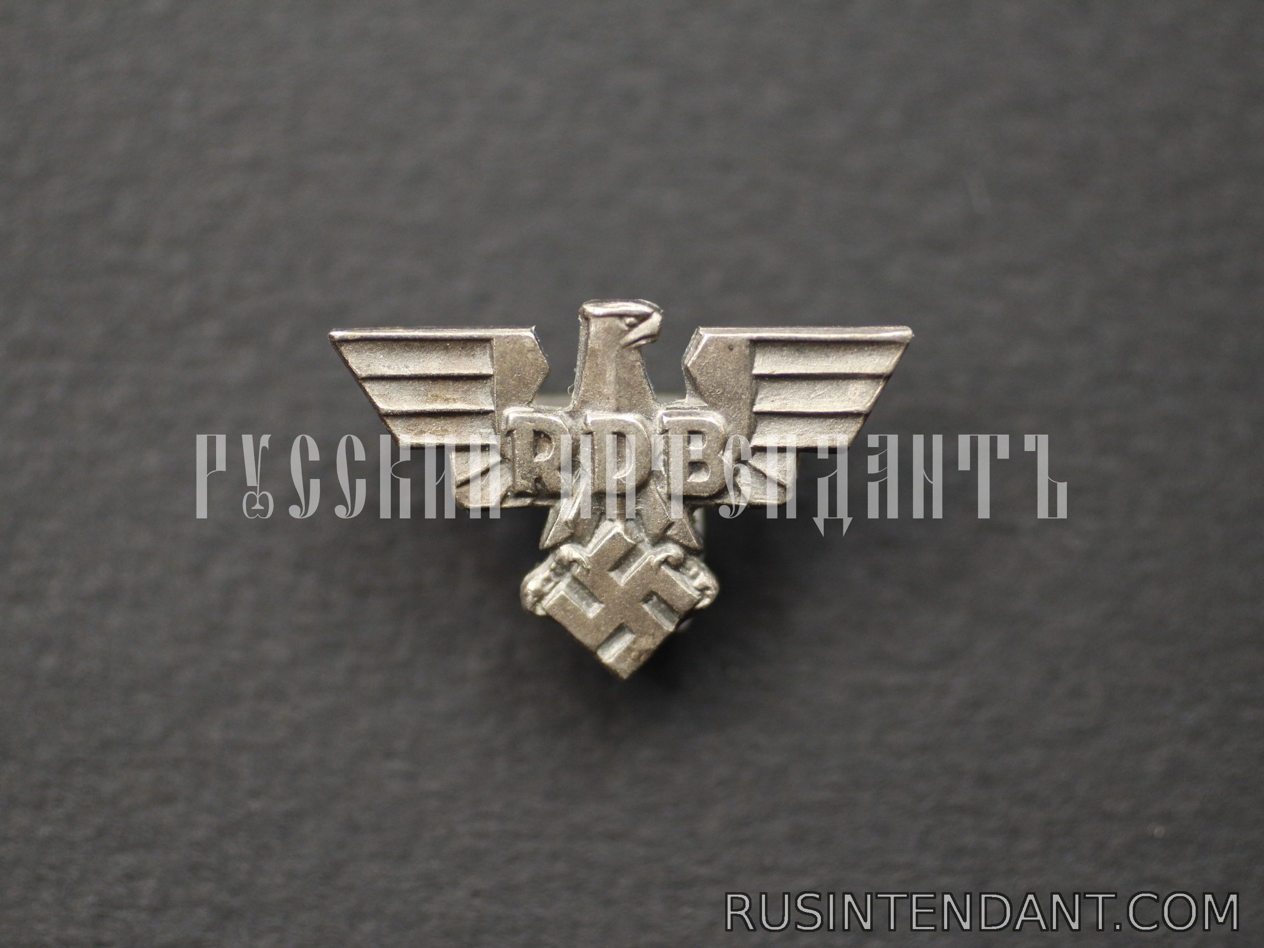 Фото 1: Членский знак RDB 