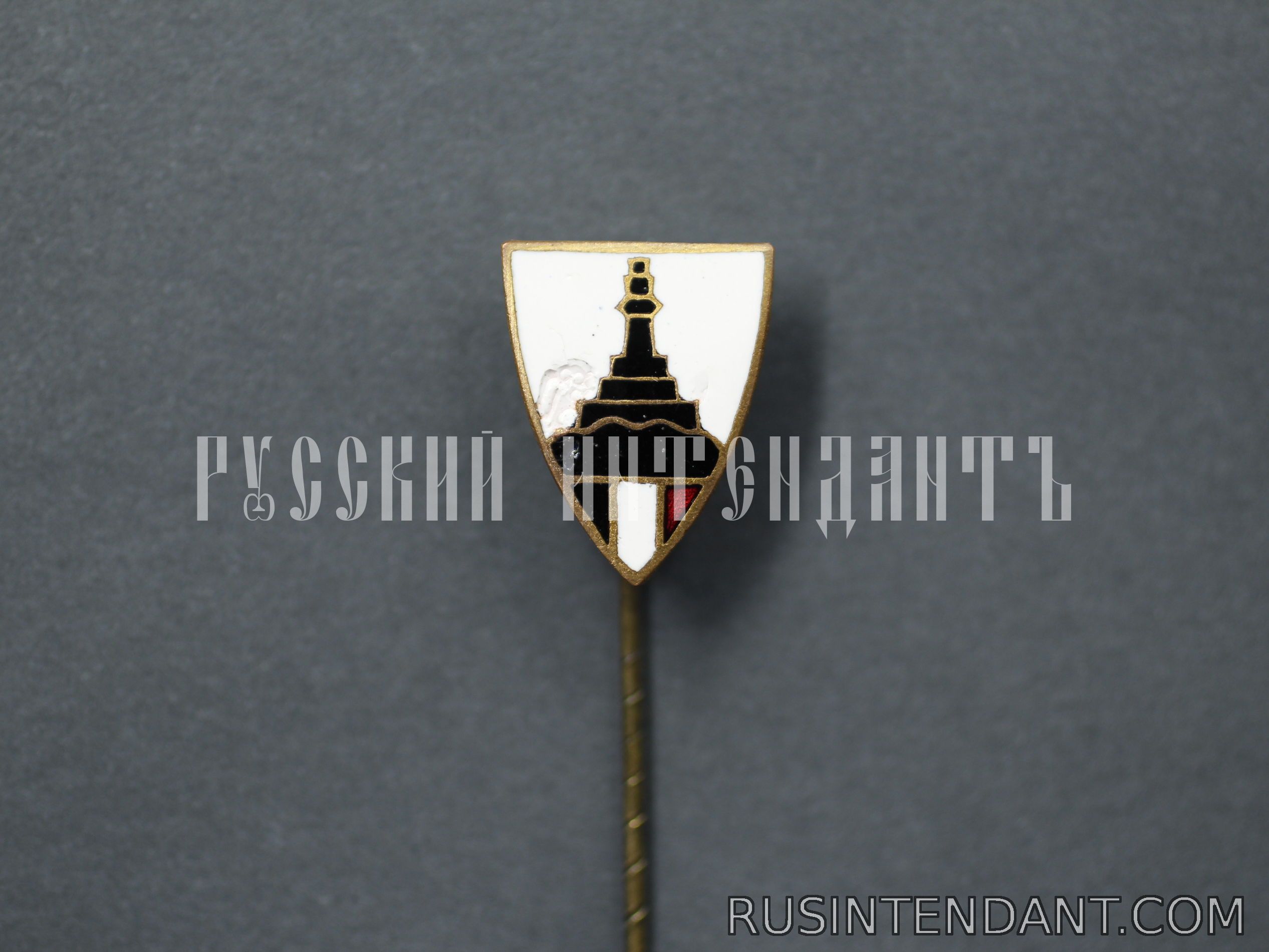 Фото 1: Членский знак DRKB 