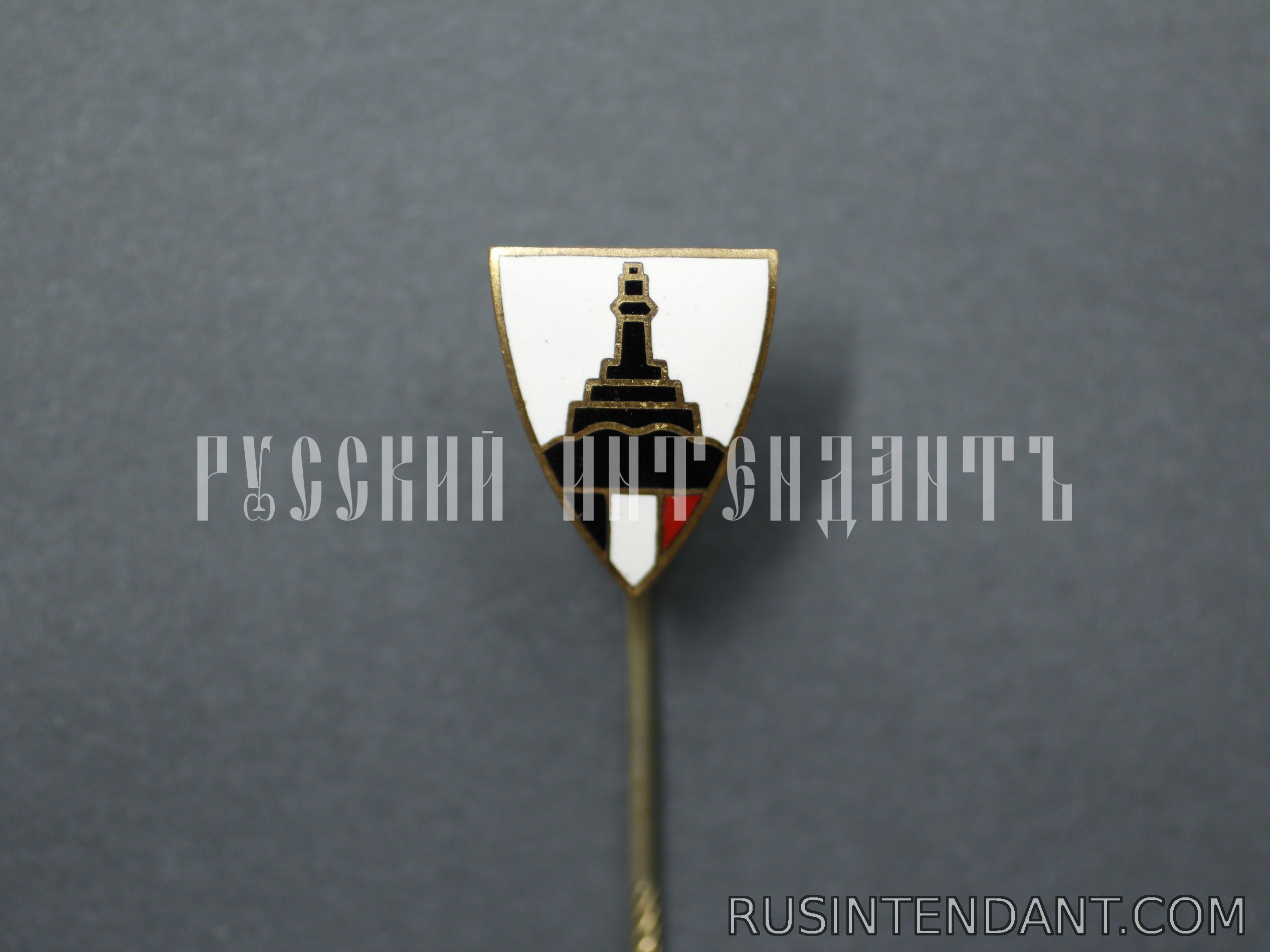Фото 1: Членский знак DRKB 