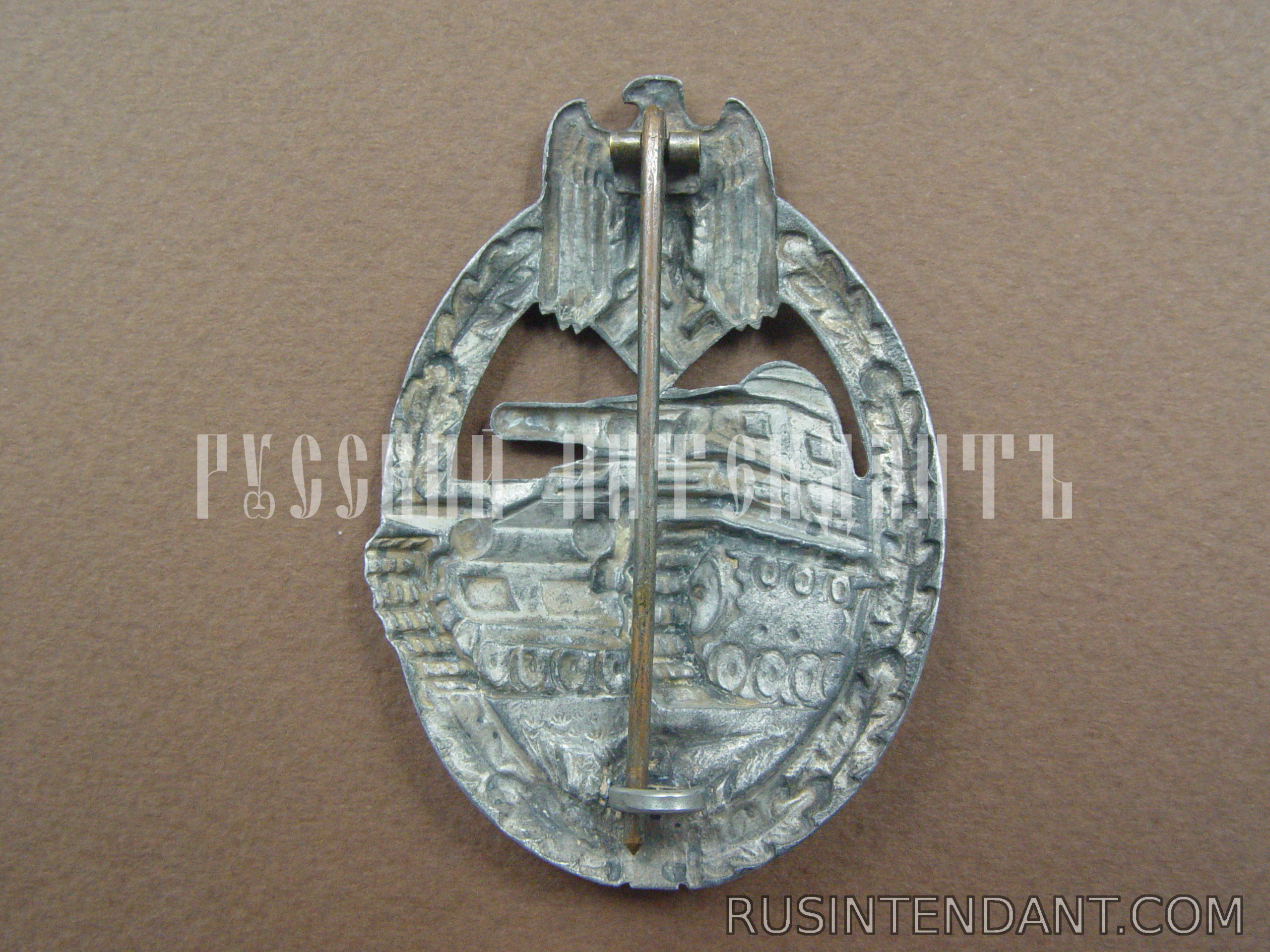 Фото 4: Знак За танковый бой в серебре 