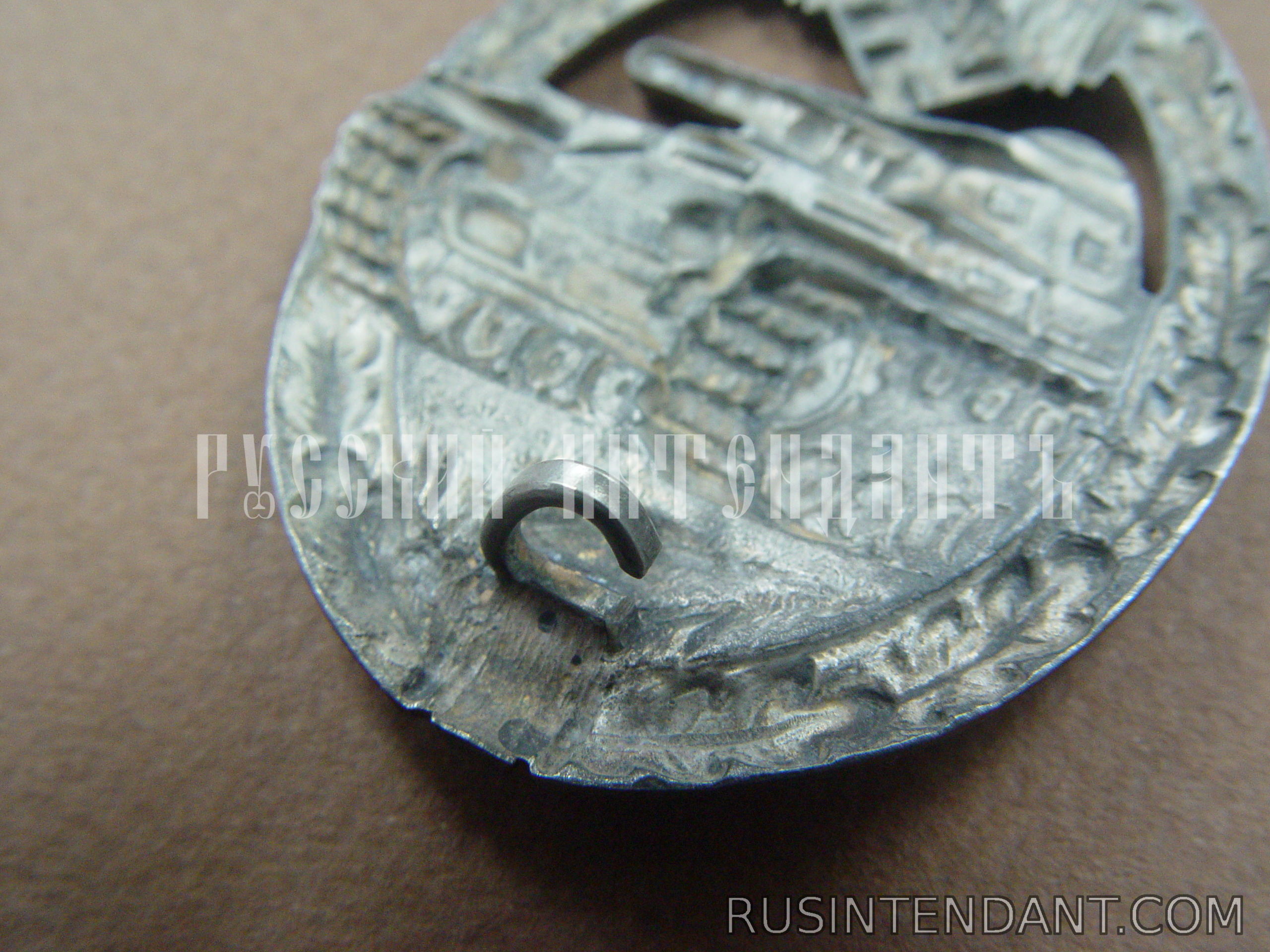 Фото 6: Знак За танковый бой в серебре 