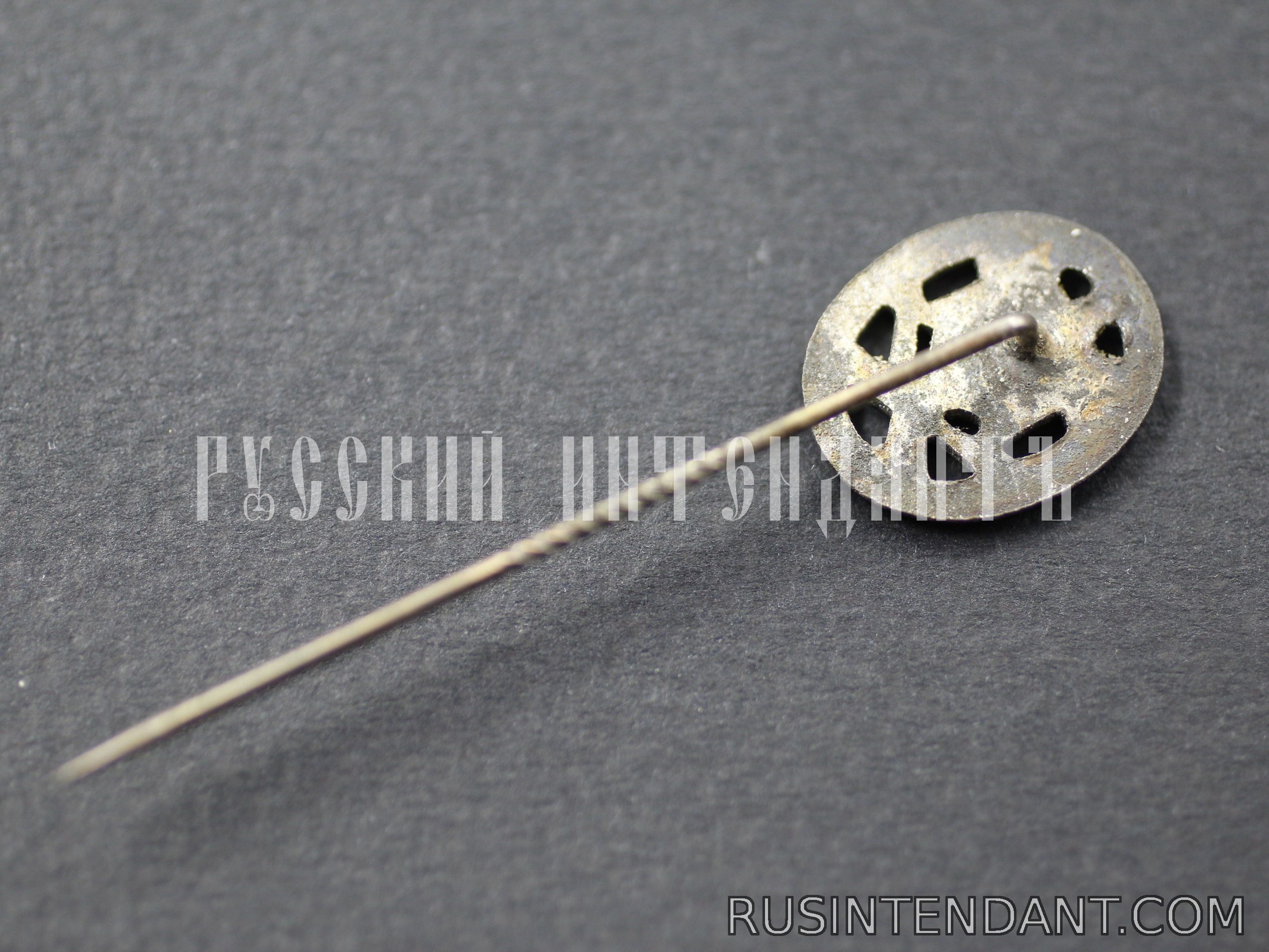 Фото 3: Миниатюрный штурмовой знак 