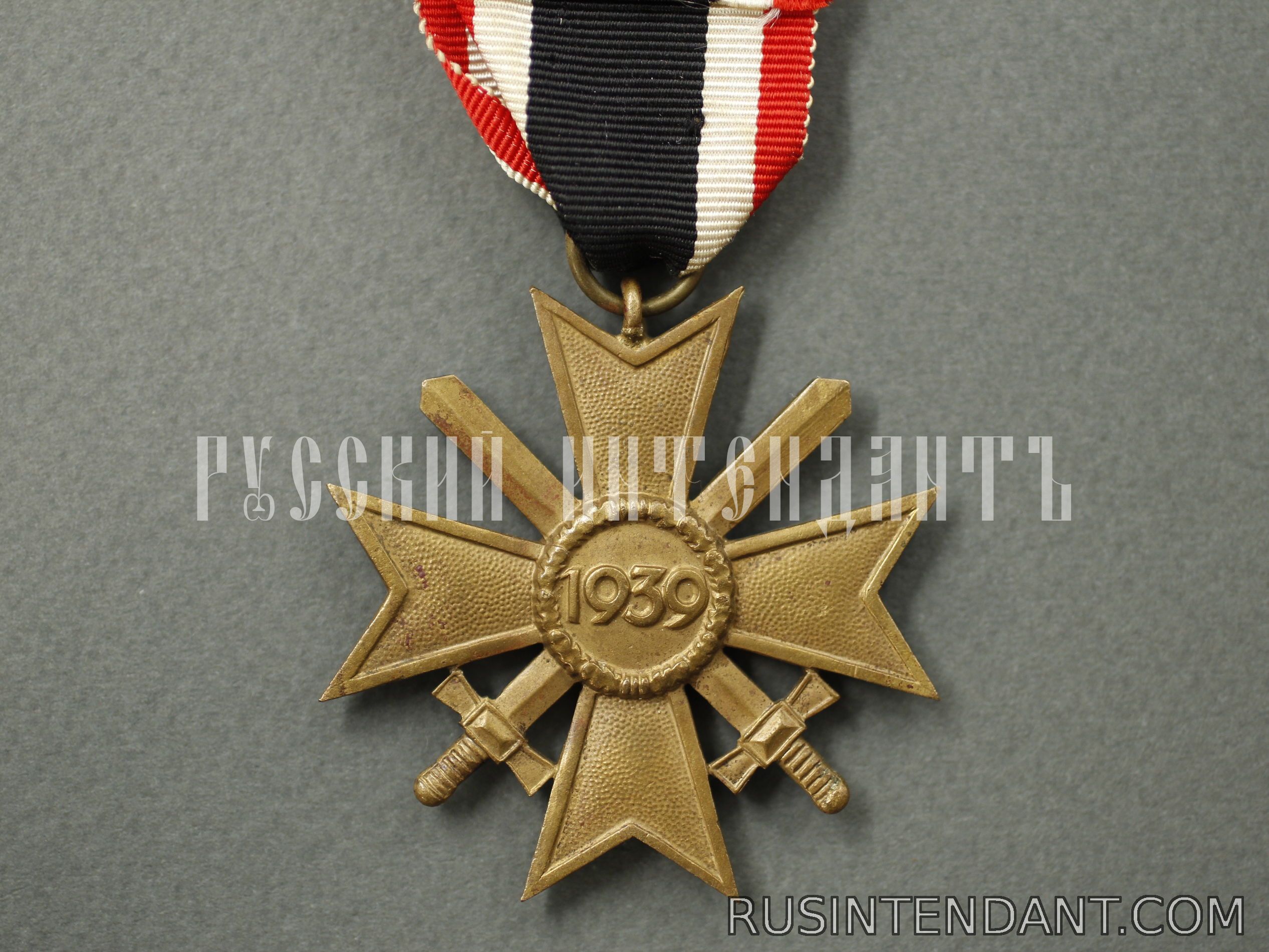 Фото 2: Крест Военных заслуг второго класса с мечами 