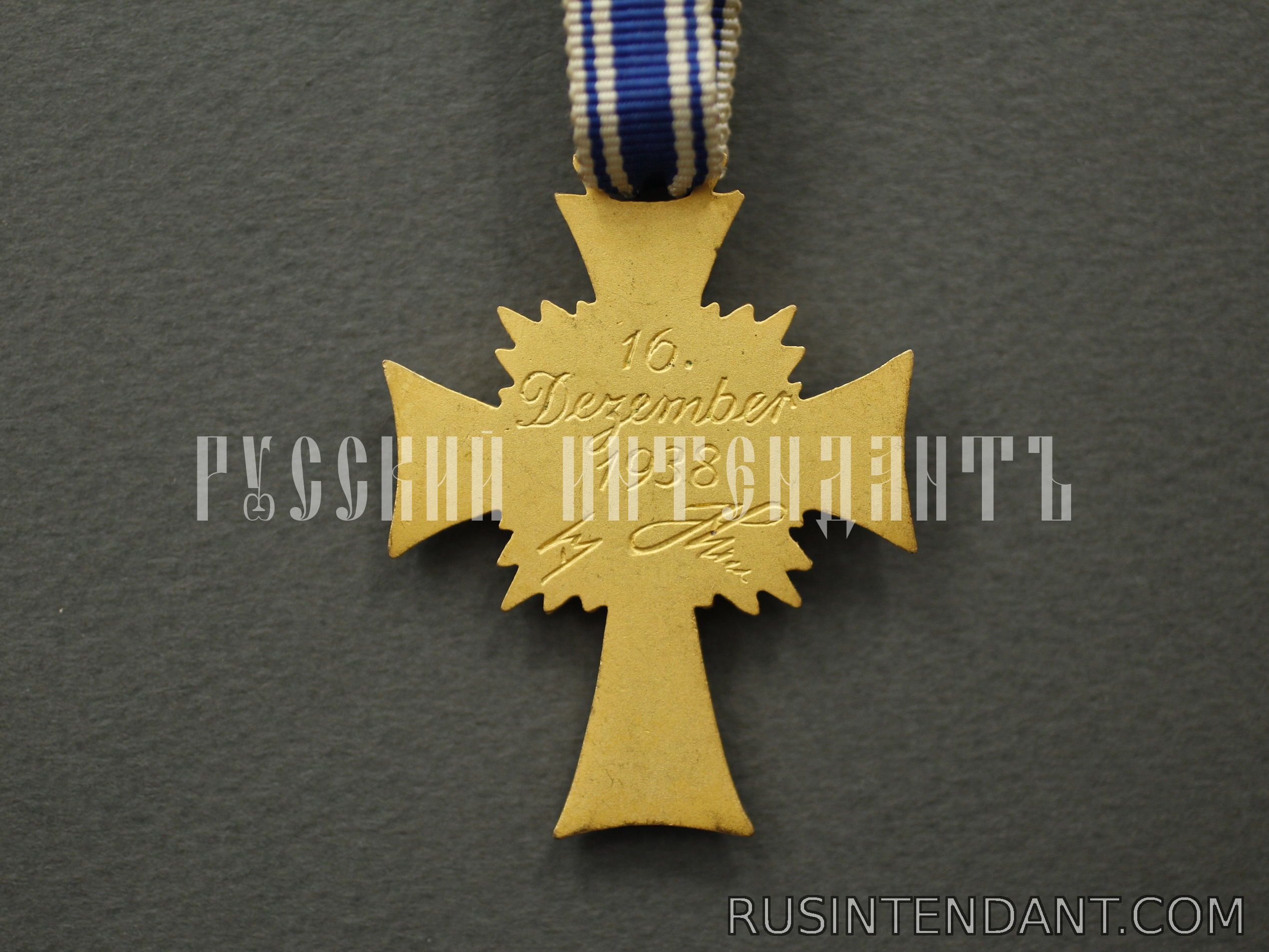 Фото 2: Почетный крест Немецкой матери «Золотой» 