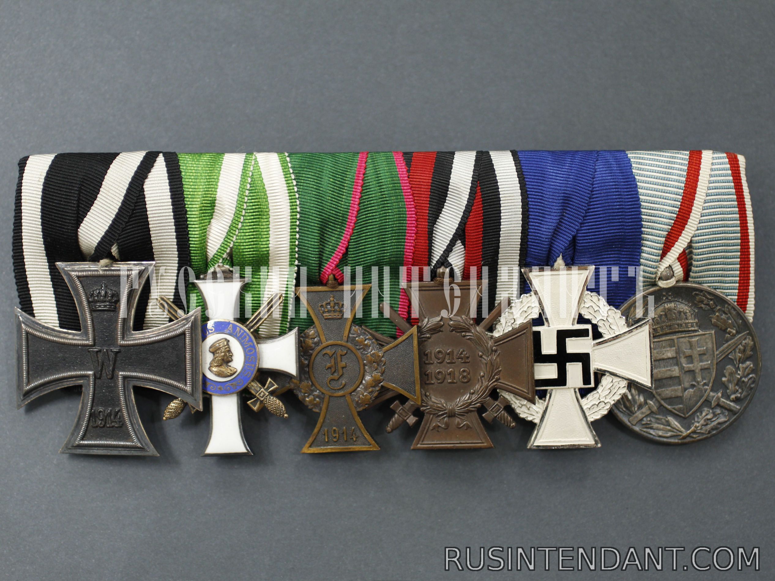 Фото 1: Шестиместная колодка с наградами 