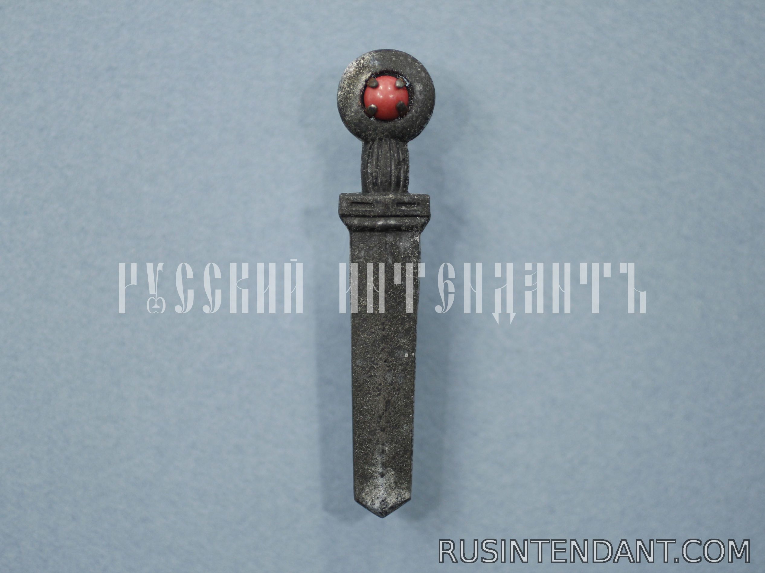 Фото 1: Знак «Меч» 