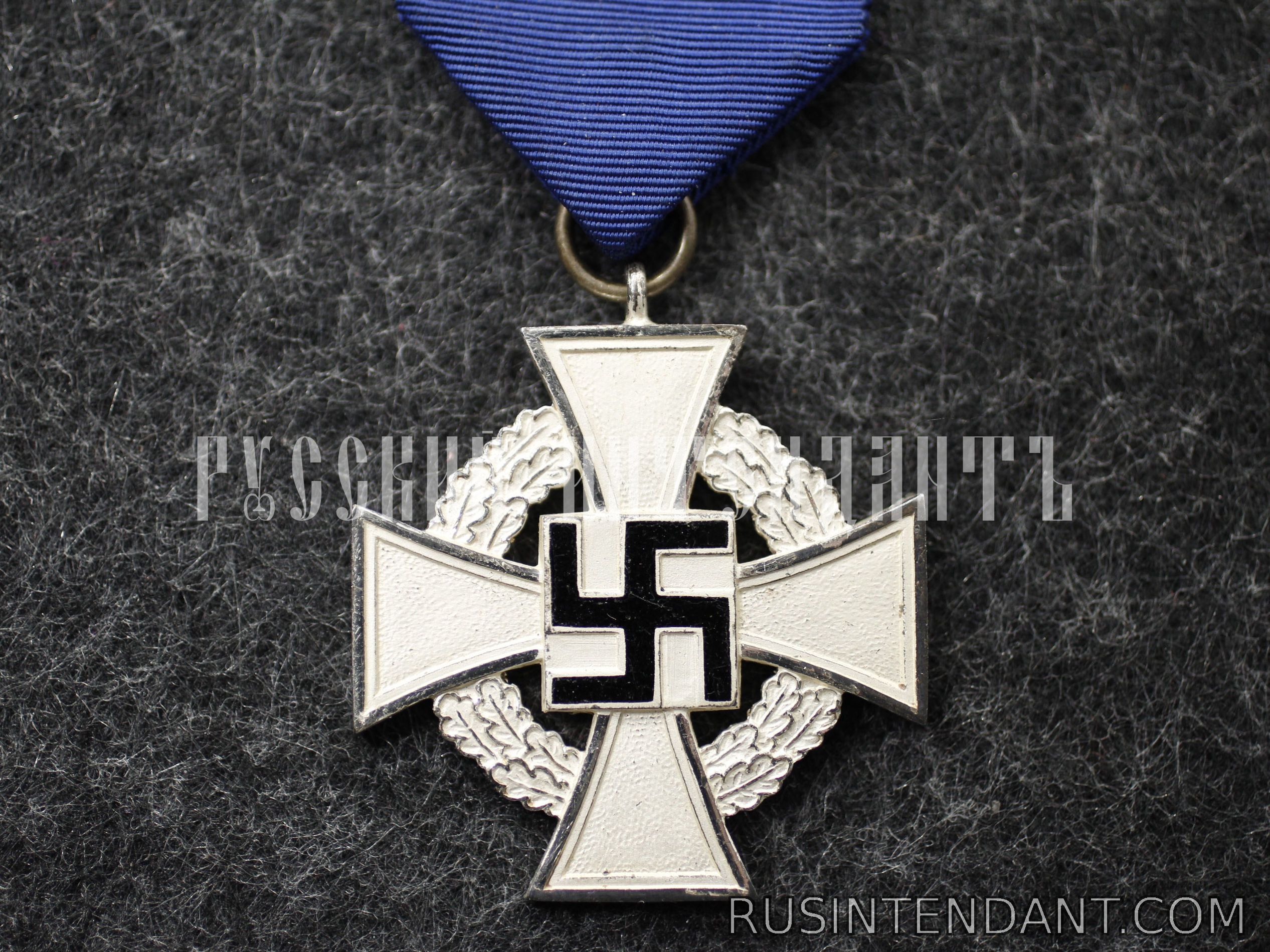 Фото 5: Крест Гражданских заслуг за 25 лет выслуги 