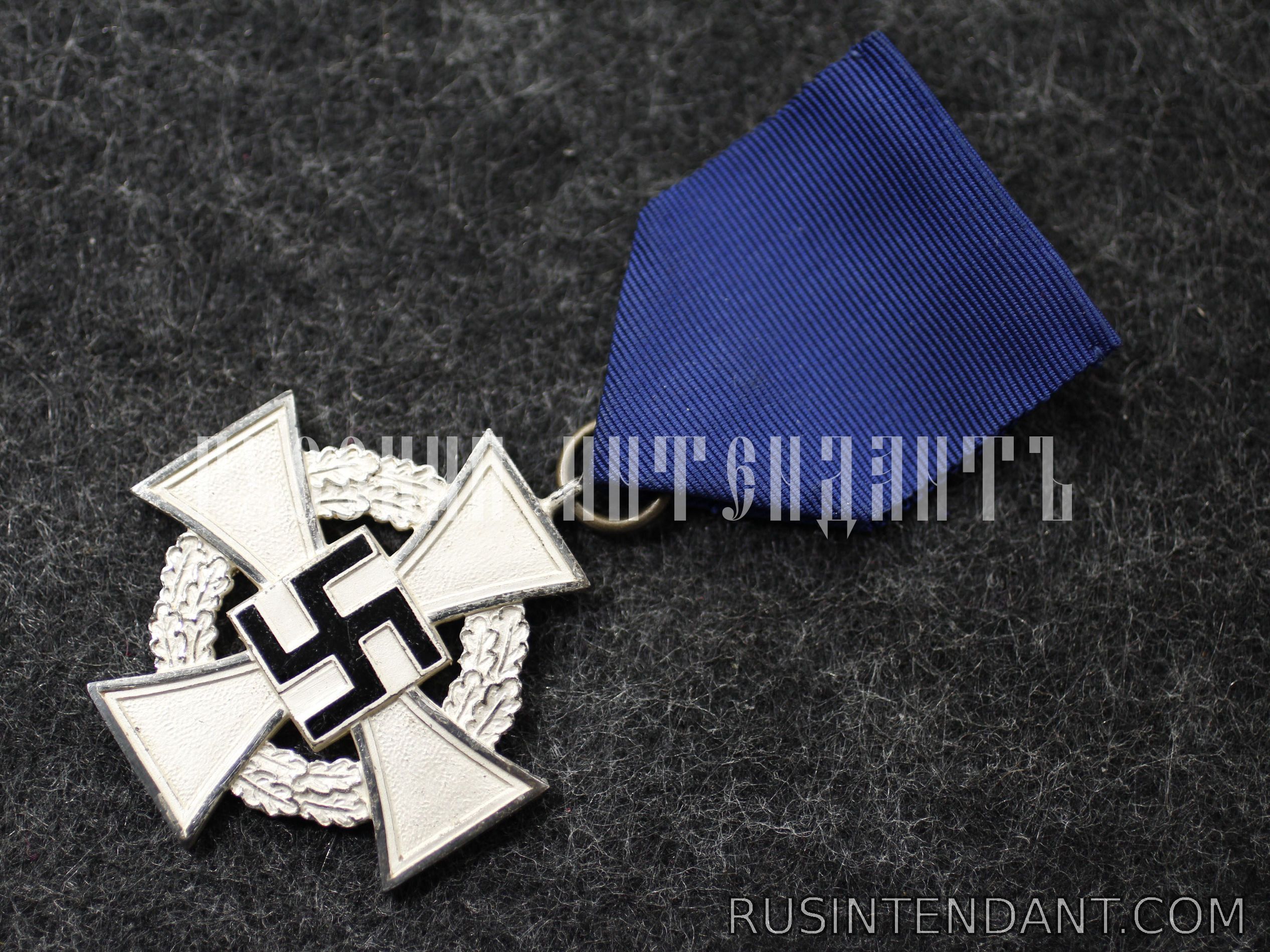 Фото 7: Крест Гражданских заслуг за 25 лет выслуги 