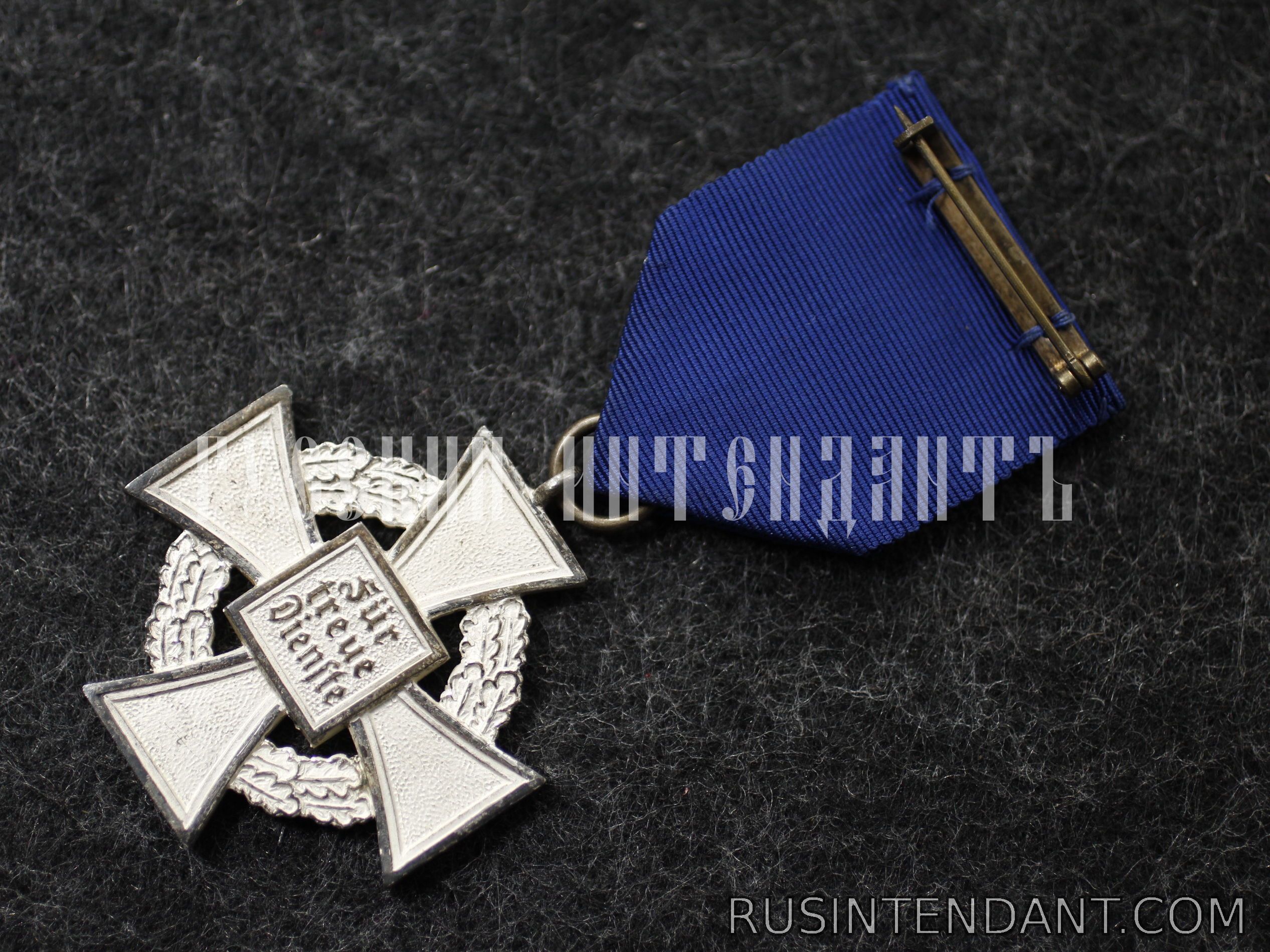 Фото 8: Крест Гражданских заслуг за 25 лет выслуги 