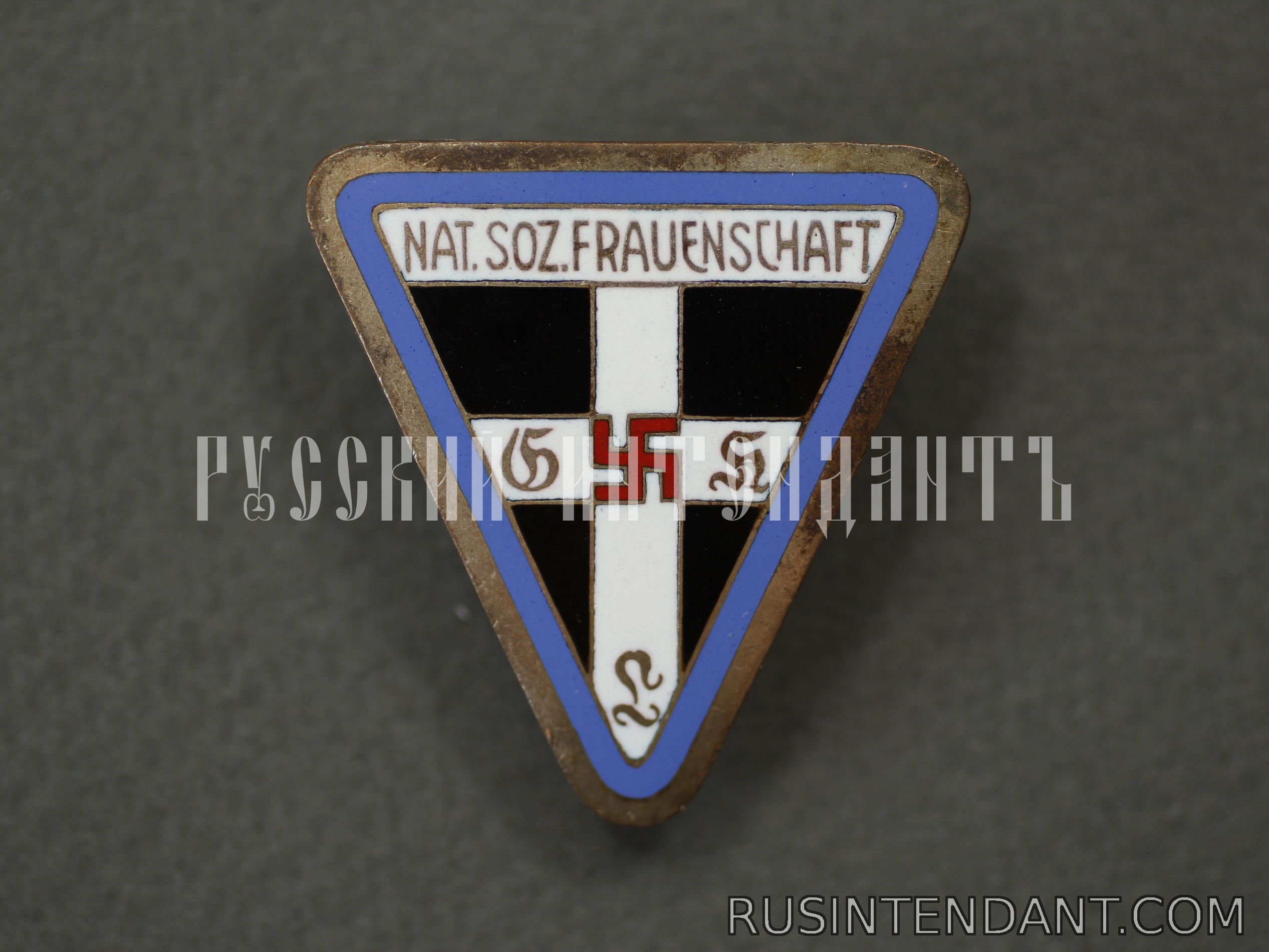 Фото 1: Знак руководителя организации NSF 