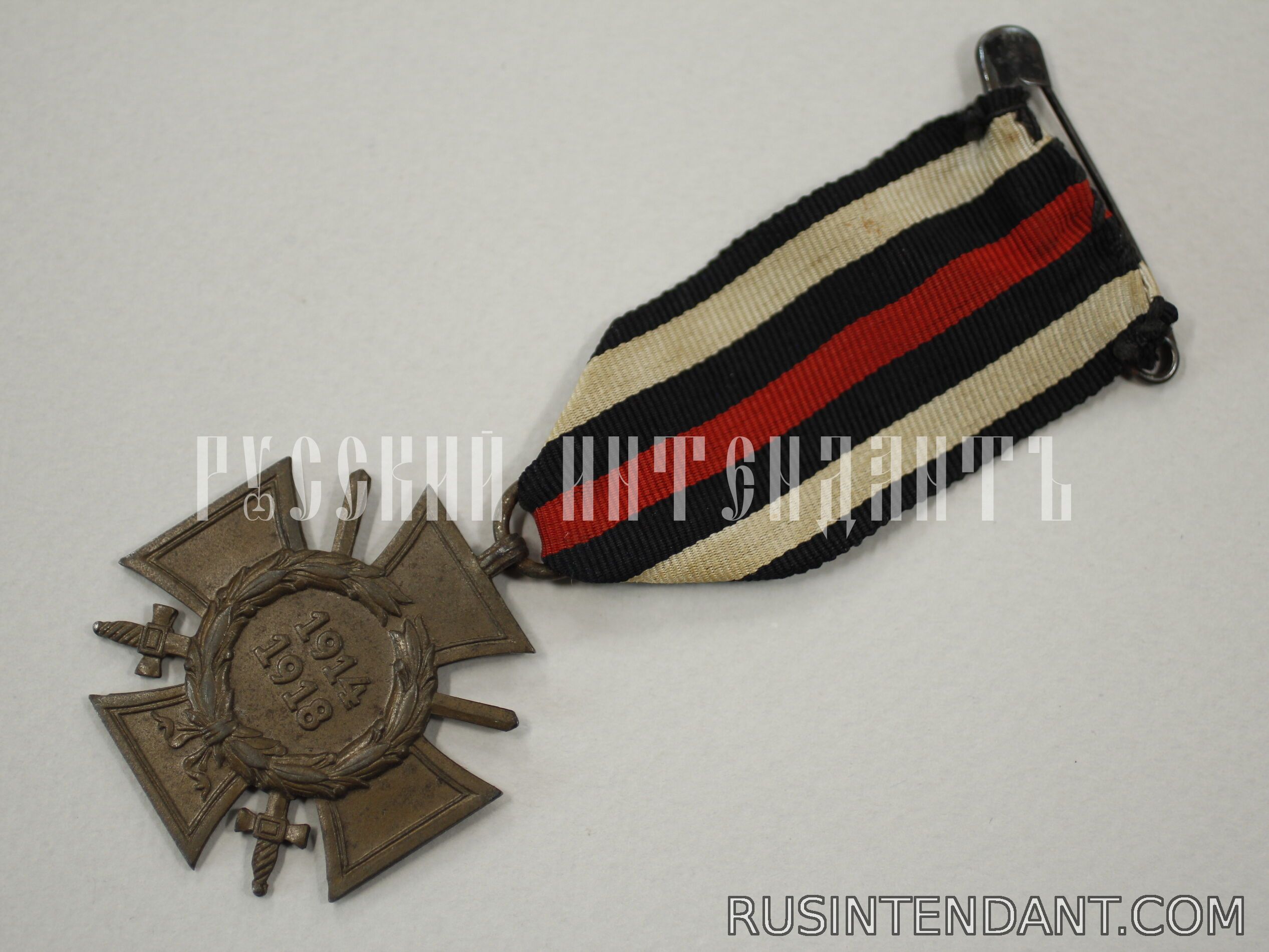 Фото 3: Почетный крест Мировой войны 1914 – 1918 годов с мечами 