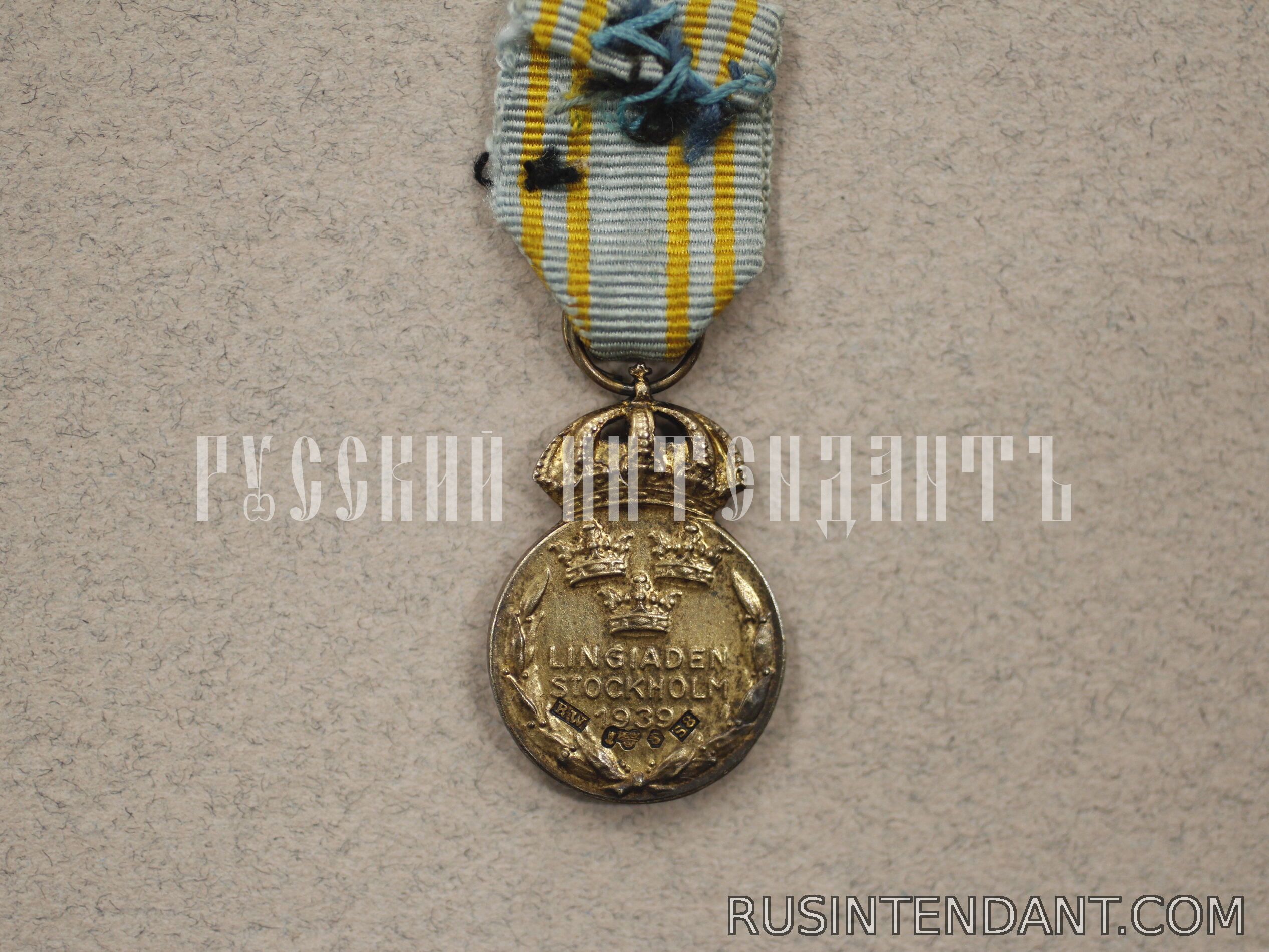 Фото 2: Фрачник памятной медали Линга 