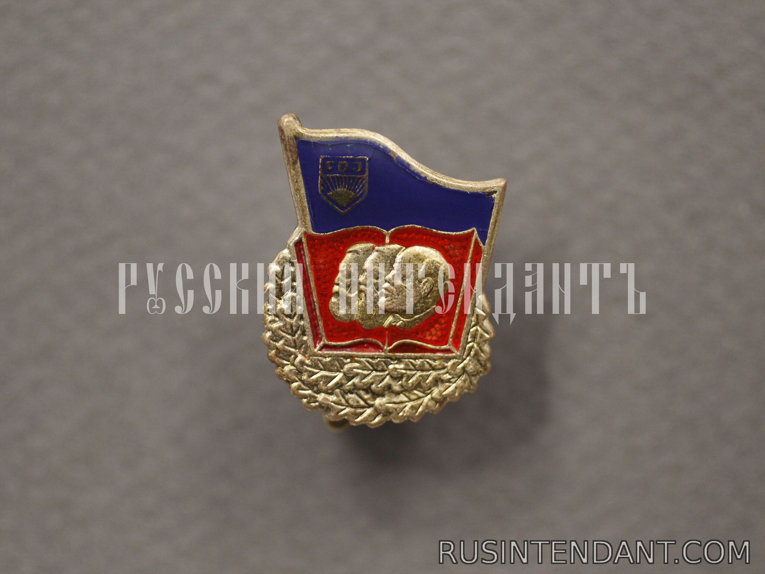 Фото 1: Нагрудный знак «FDJ» 