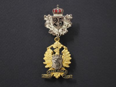 Знак 25-летнего юбилея Берлинского боулинг клуба