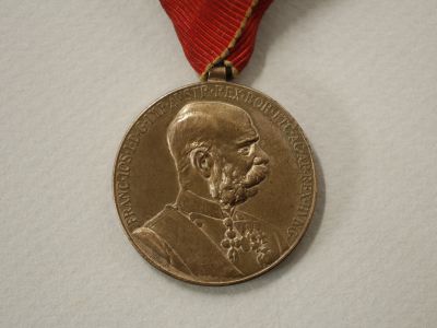 Медаль «В память 50-летия правления Франца Иосифа I»