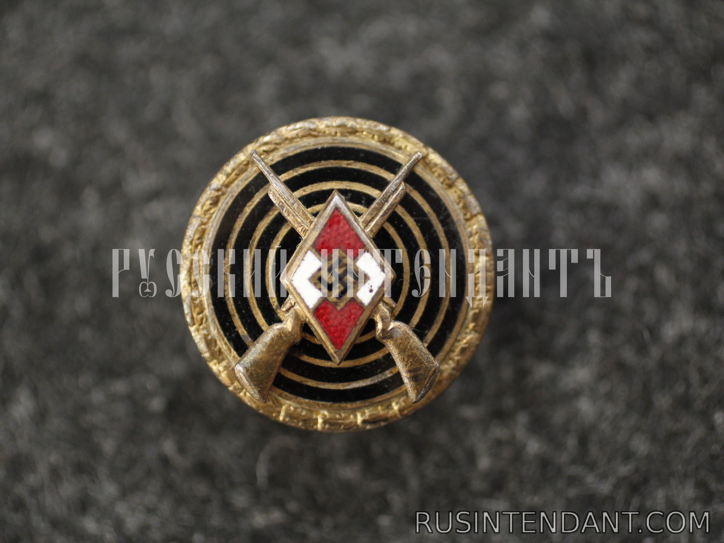 Фото 1: Знак HJ «Снайпер» в золоте 