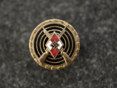 Знак HJ «Снайпер» в золоте