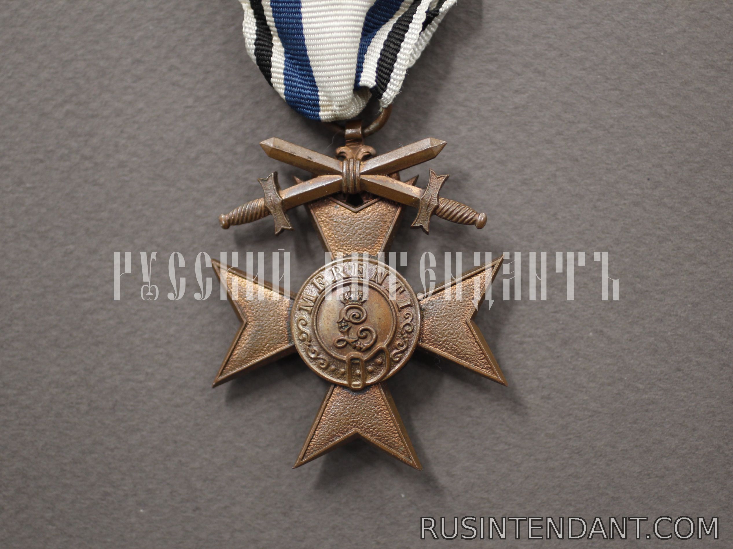 Фото 1: Крест Ордена «За военные заслуги» 3 класса с мечами 