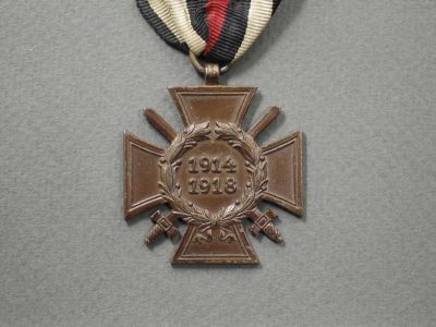 Почетный крест Мировой войны 1914-1918 годов с мечами