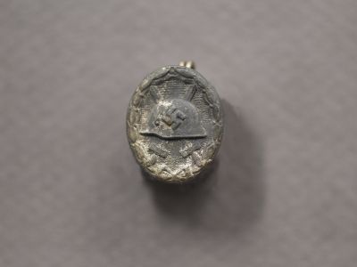 Миниатюрный знак «За ранение» в серебре