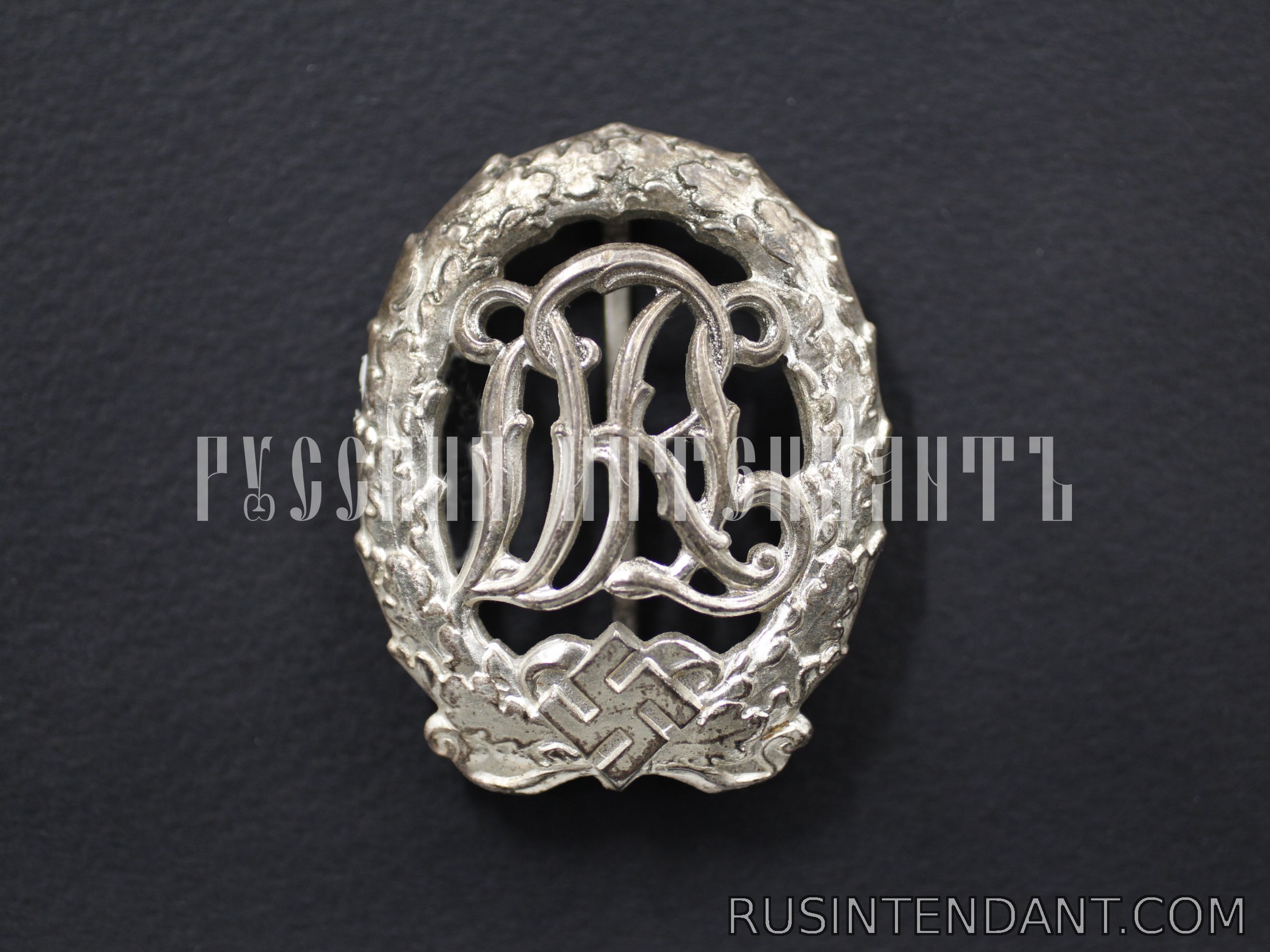 Фото 1: Спортивный знак DRL в серебре 