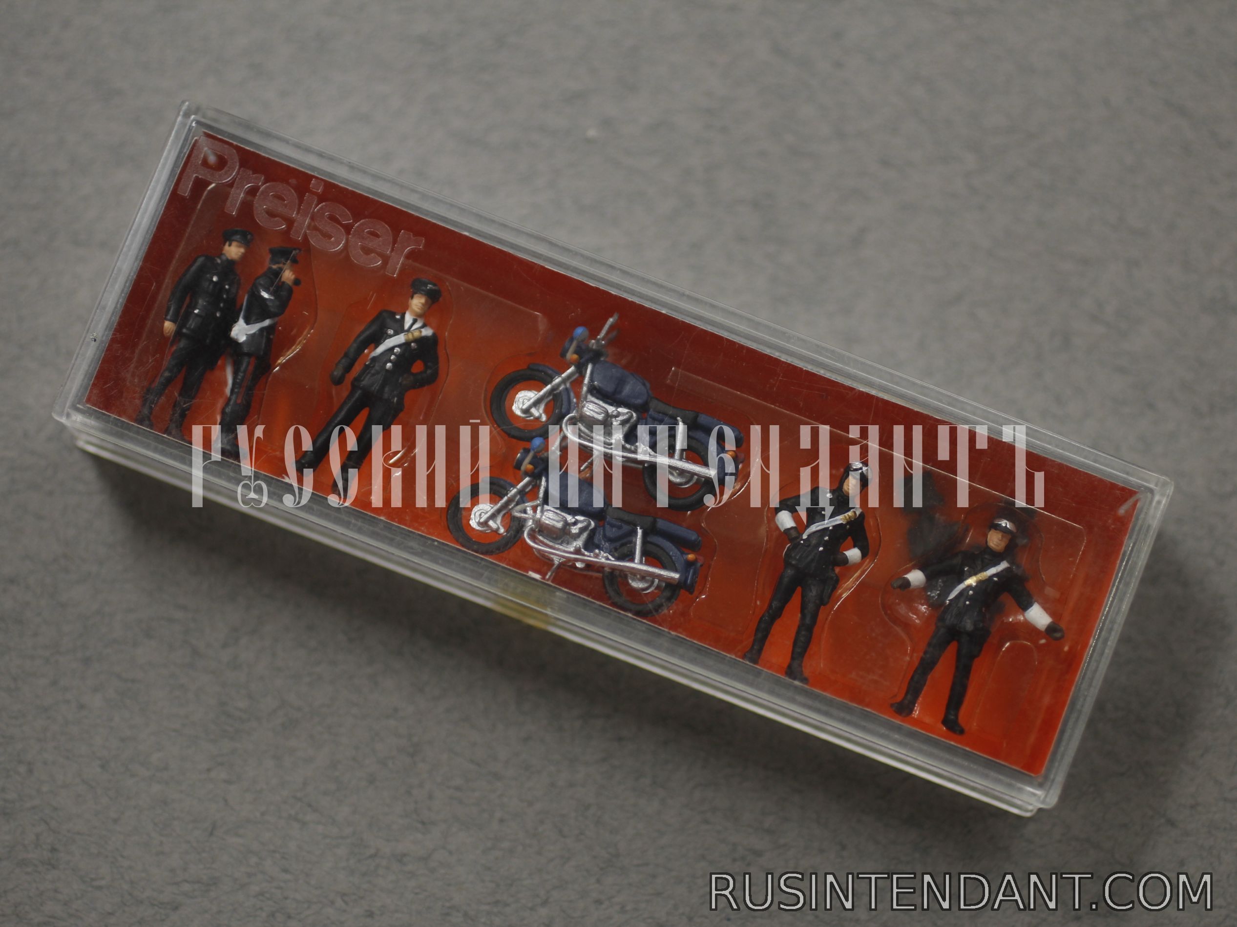 Фото 1: Набор фигурок «Карабинеры» PREISER 