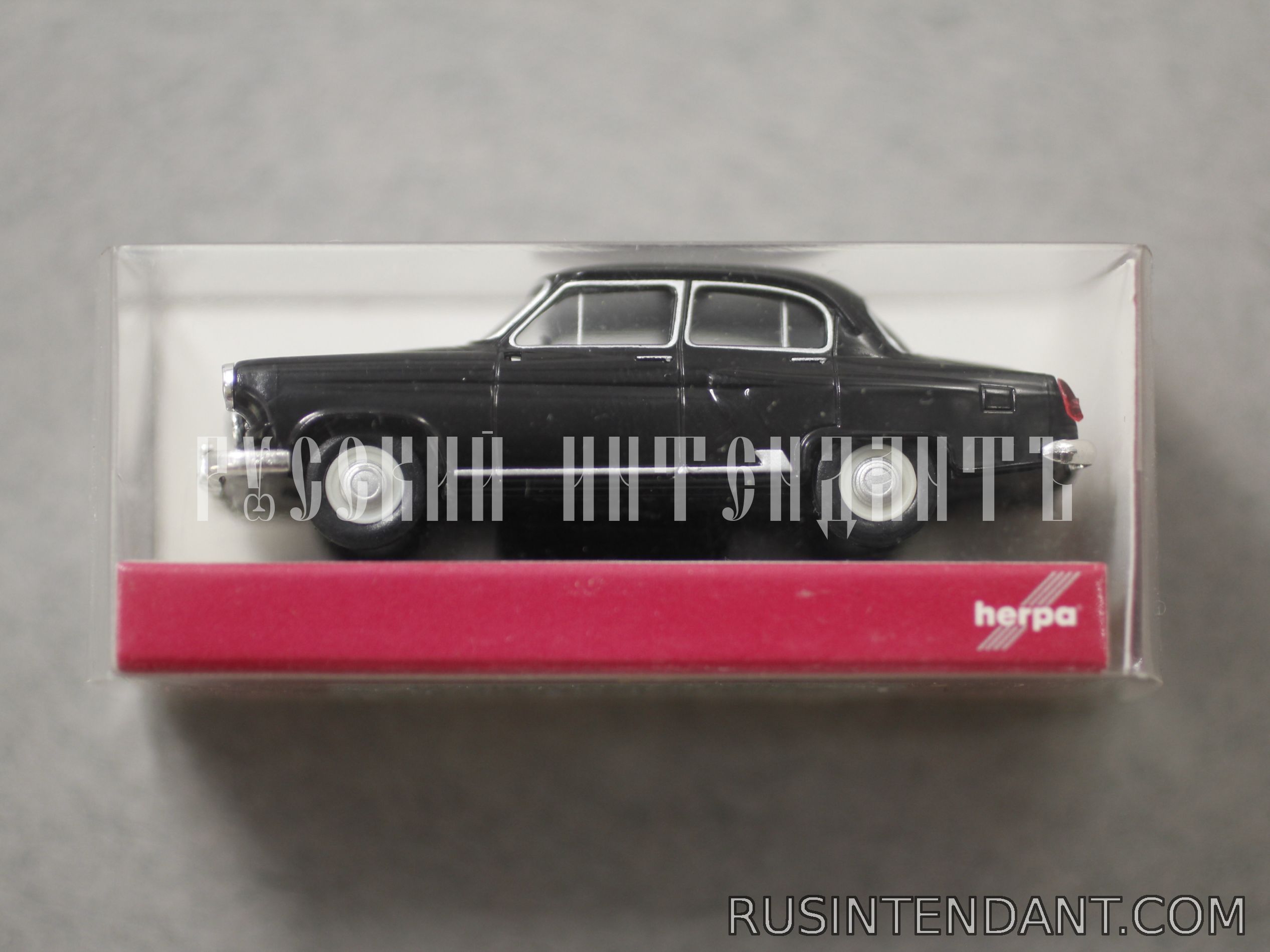 Фото 1: Модель «Волга ГАЗ М21» HERPA 