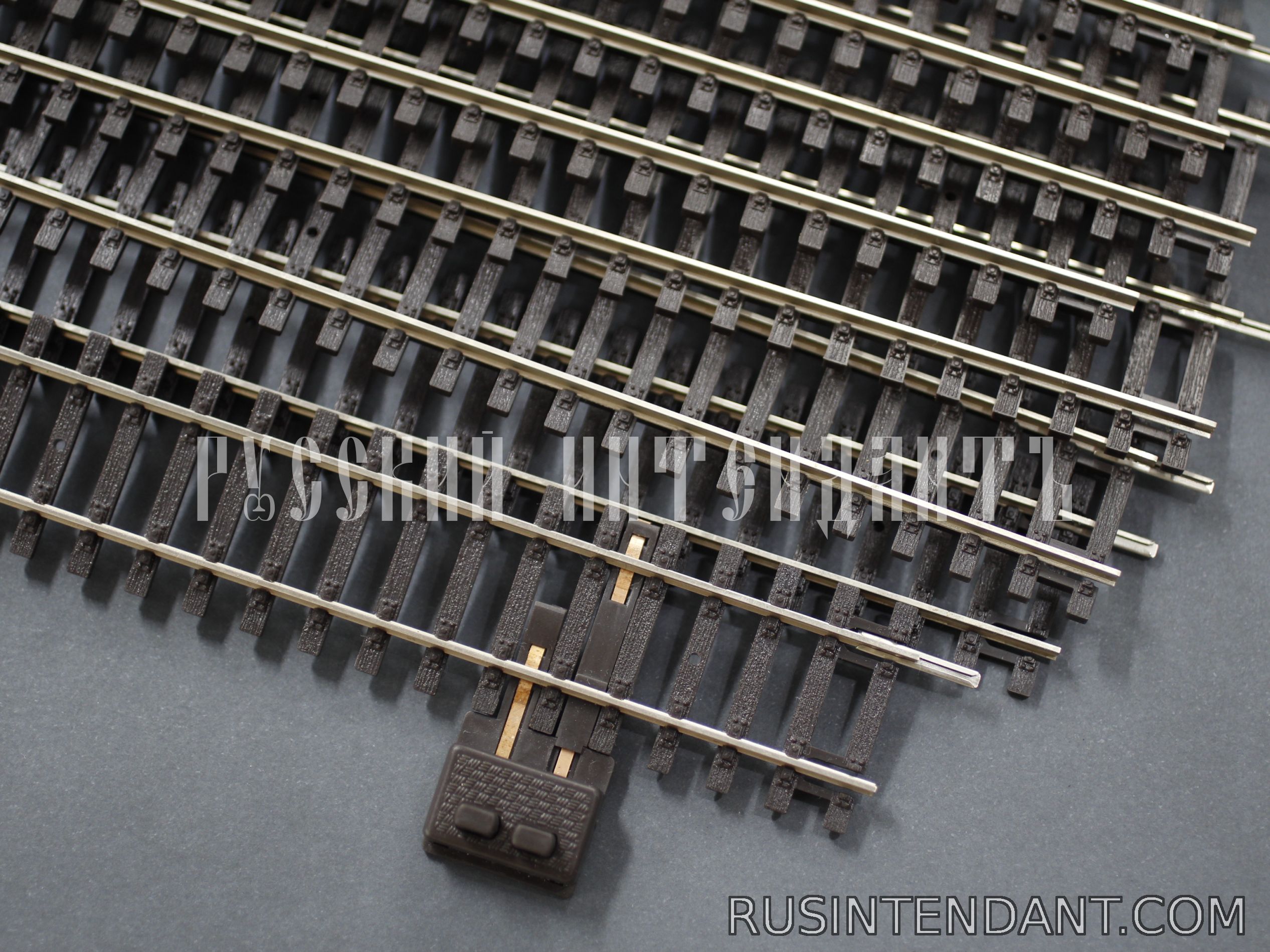 Фото 2: Прямые рельсы PIKO 