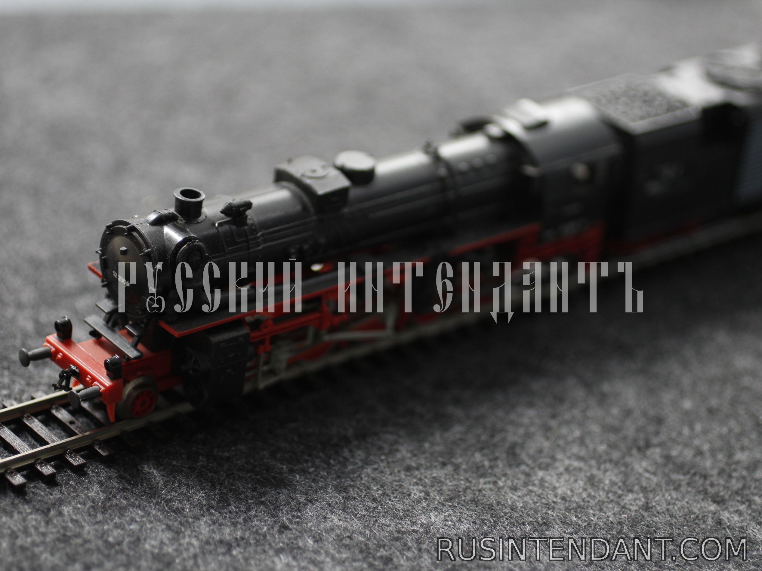 Фото 4: Товарный поезд локомотив BR52 19-20 PIKO 