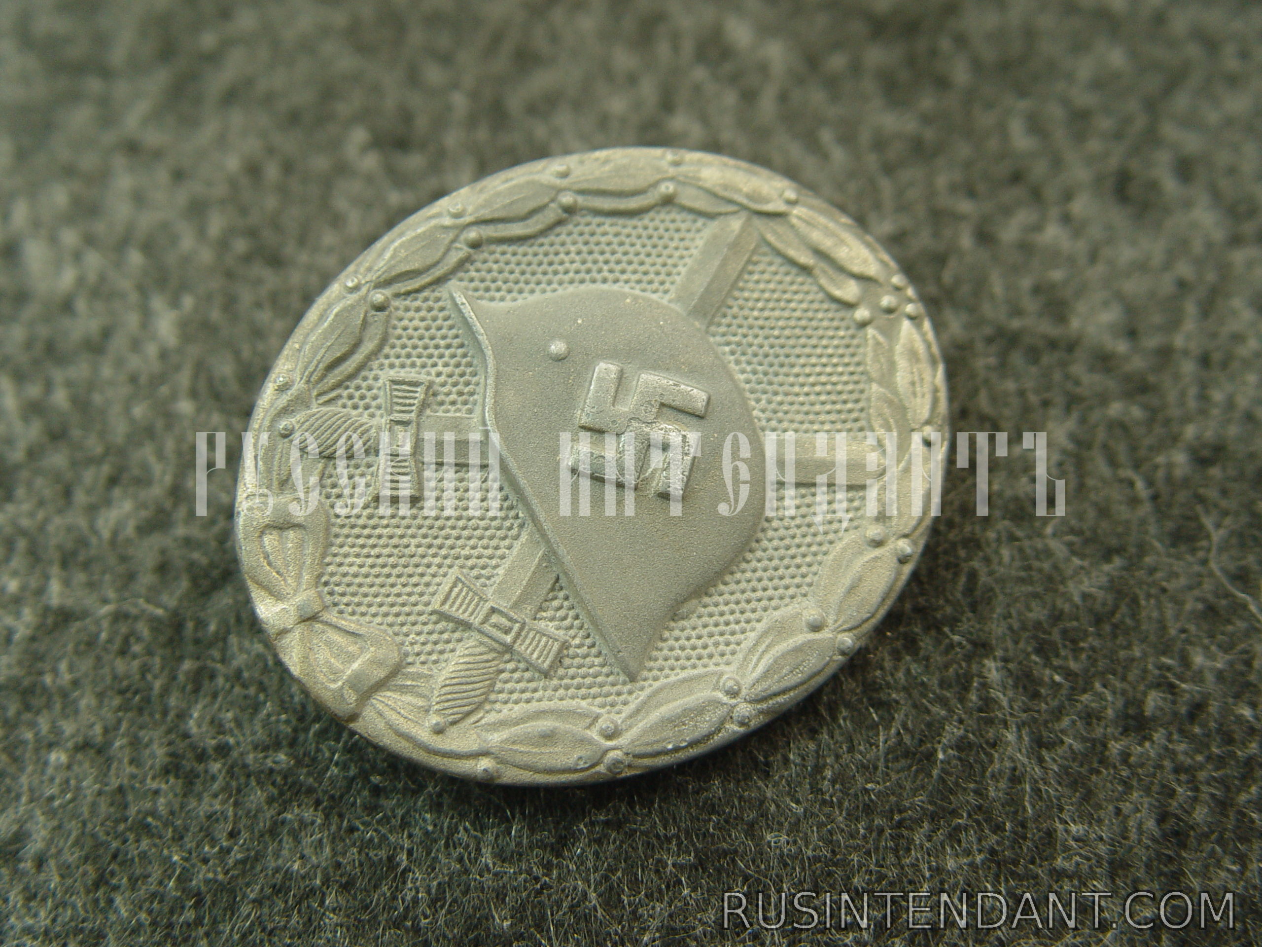 Фото 2: Нагрудный знак За ранение в серебре 