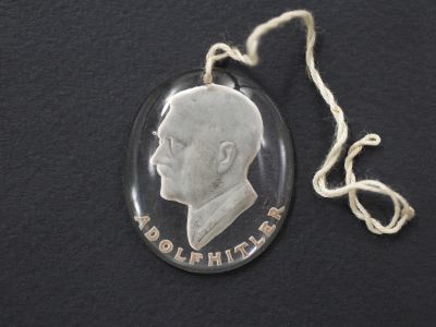 Подвеска «Адольф Гитлер»