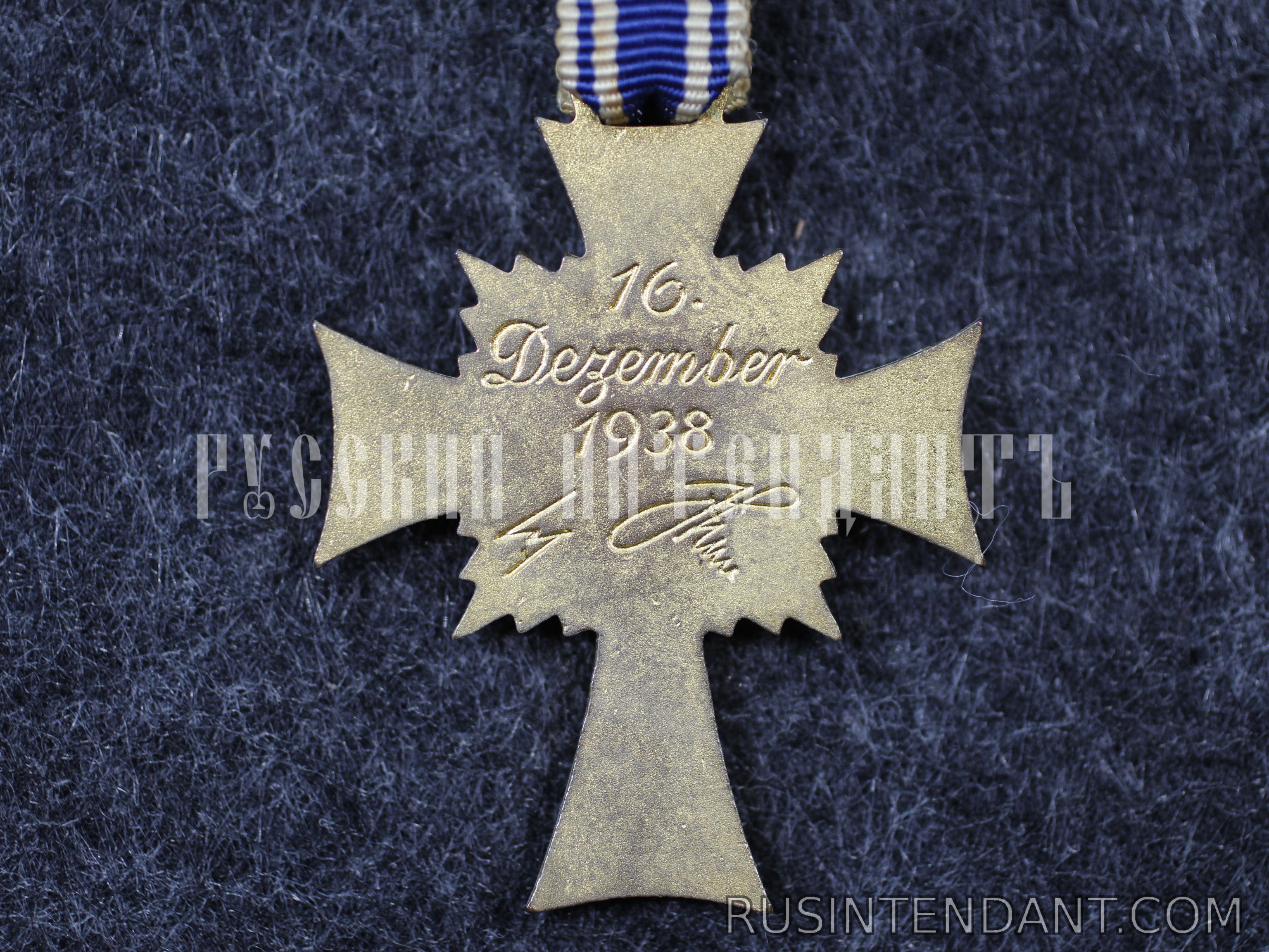 Фото 2: Почетный крест Немецкой матери "Золотой" 