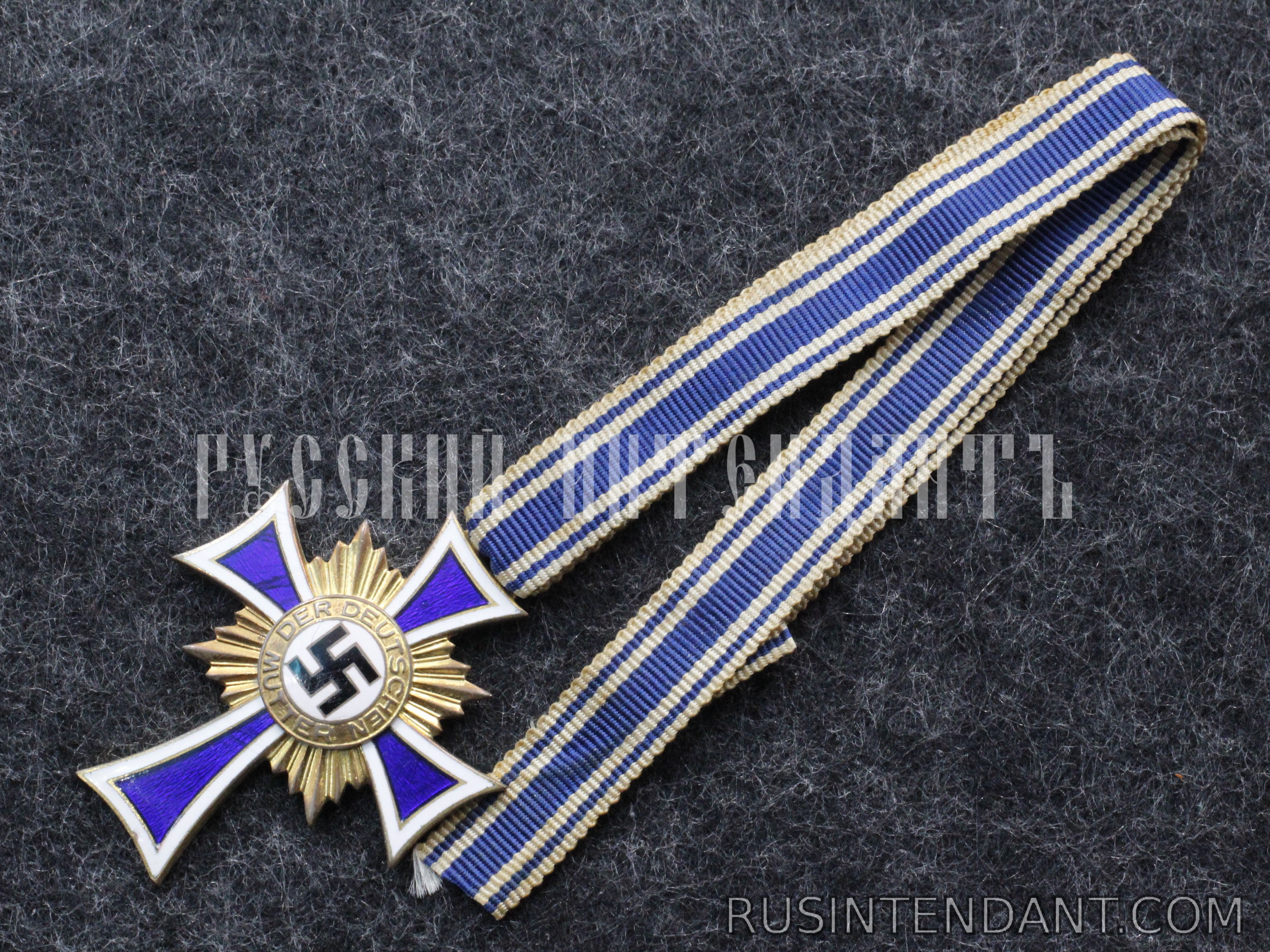 Фото 4: Почетный крест Немецкой матери "Золотой" 