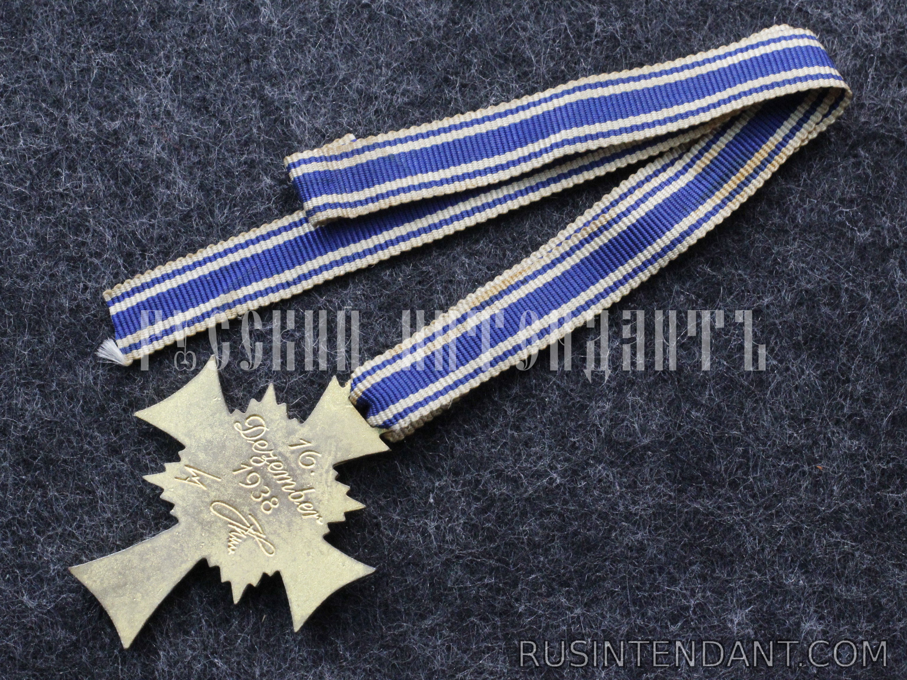 Фото 5: Почетный крест Немецкой матери "Золотой" 