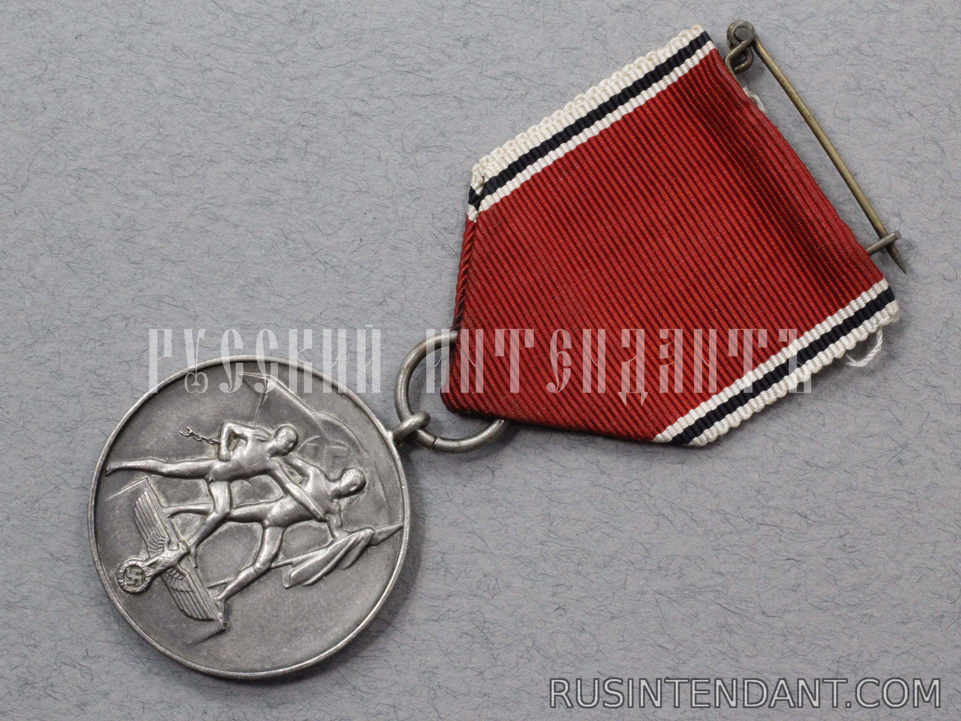 Фото 4: Медаль "В память 13 марта 1938 года" 