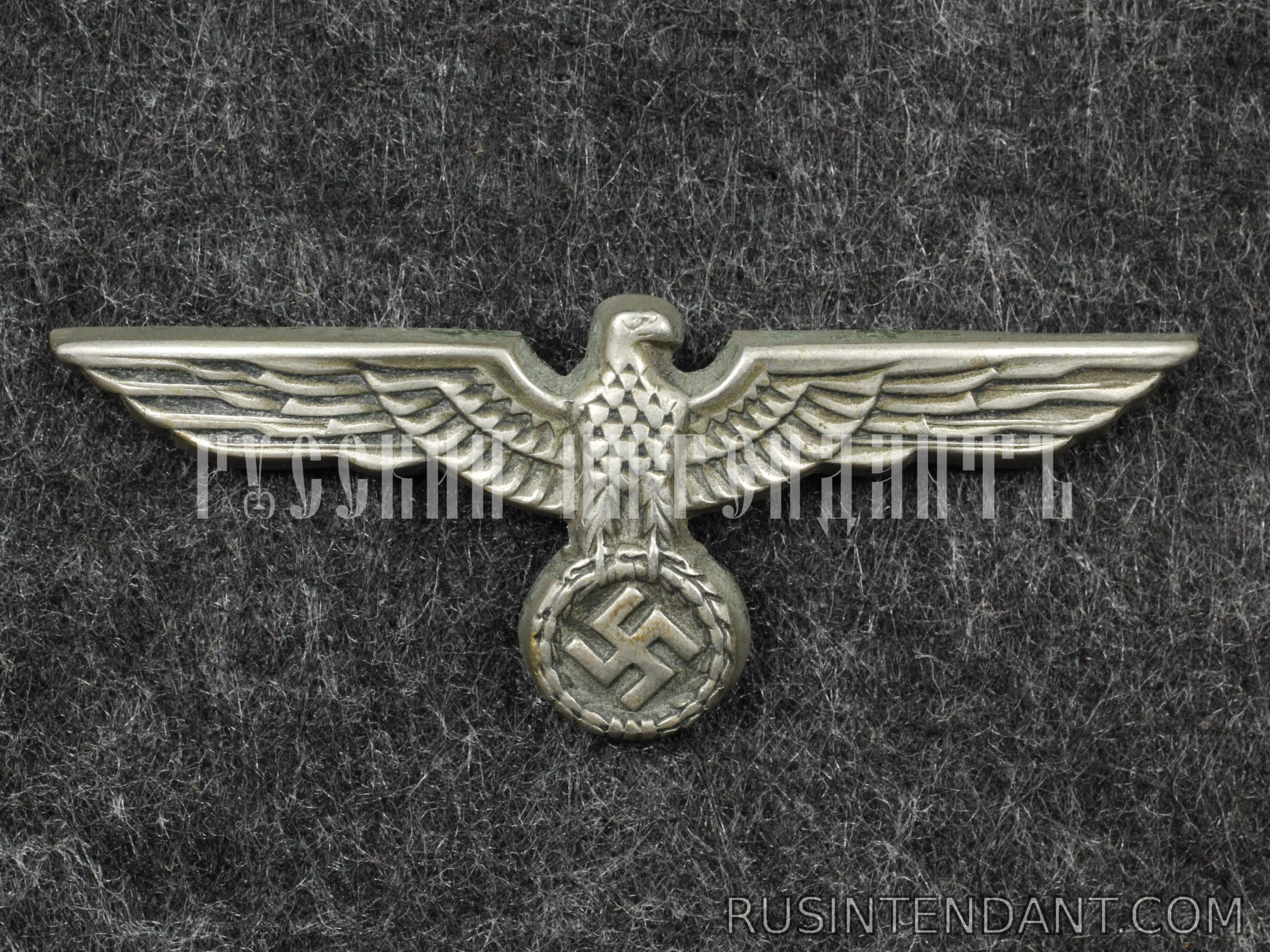 Фото 1: Эмблема на фуражку Вермахта 