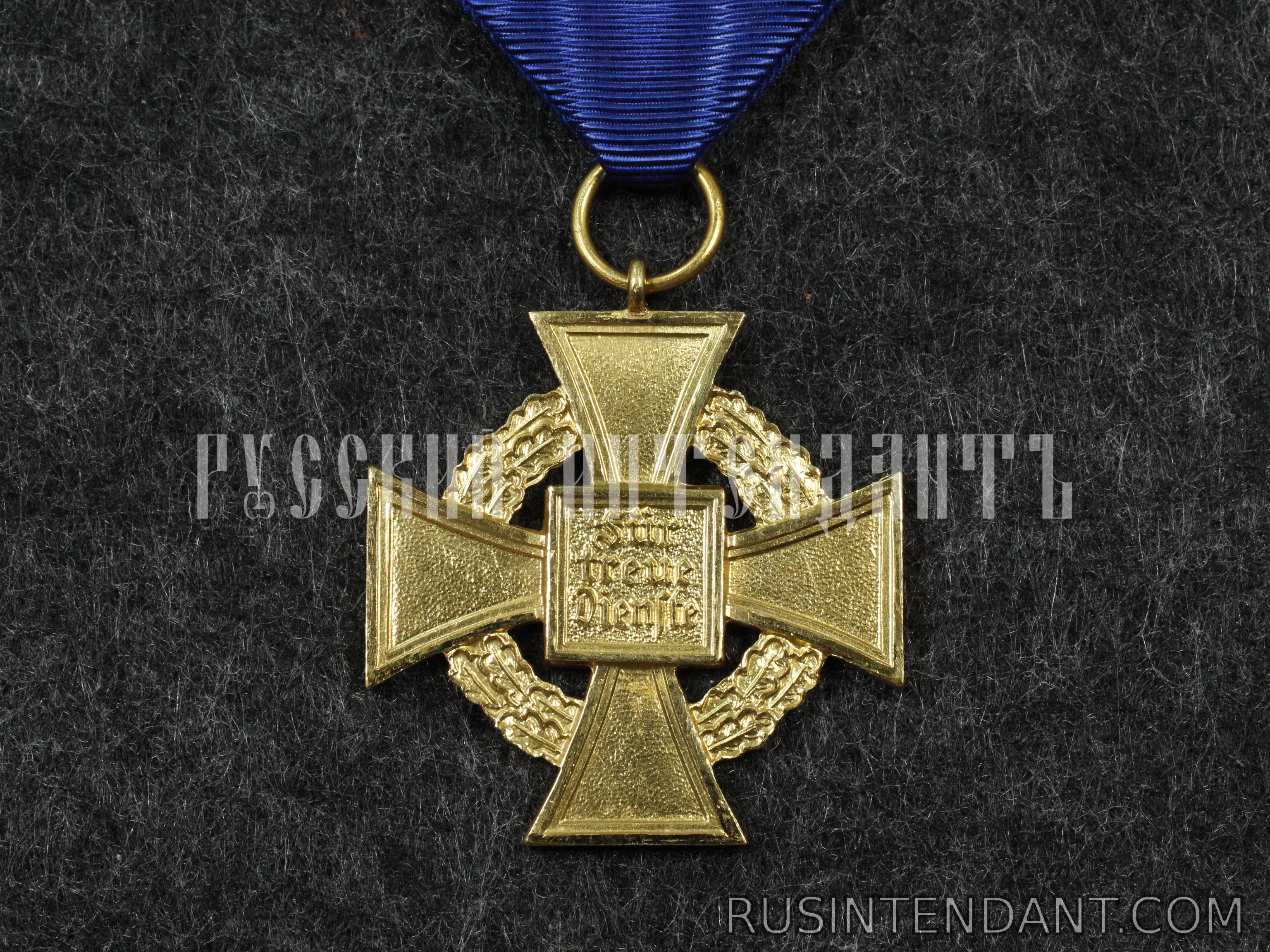 Фото 3: Крест Гражданских заслуг за 40 лет выслуги 