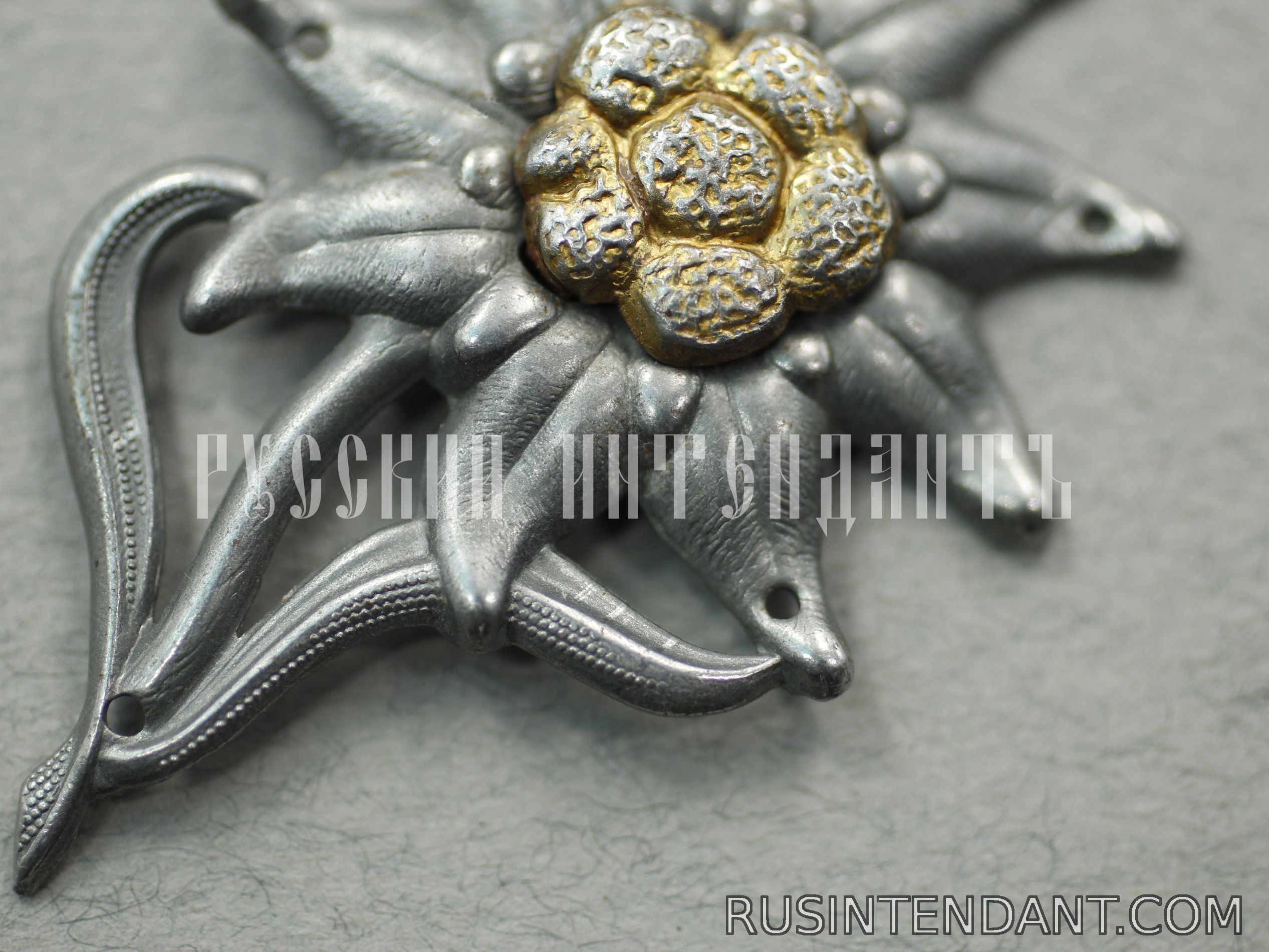 Фото 3: Эмблема на головной убор горно-стрелковых частей Вермахта 