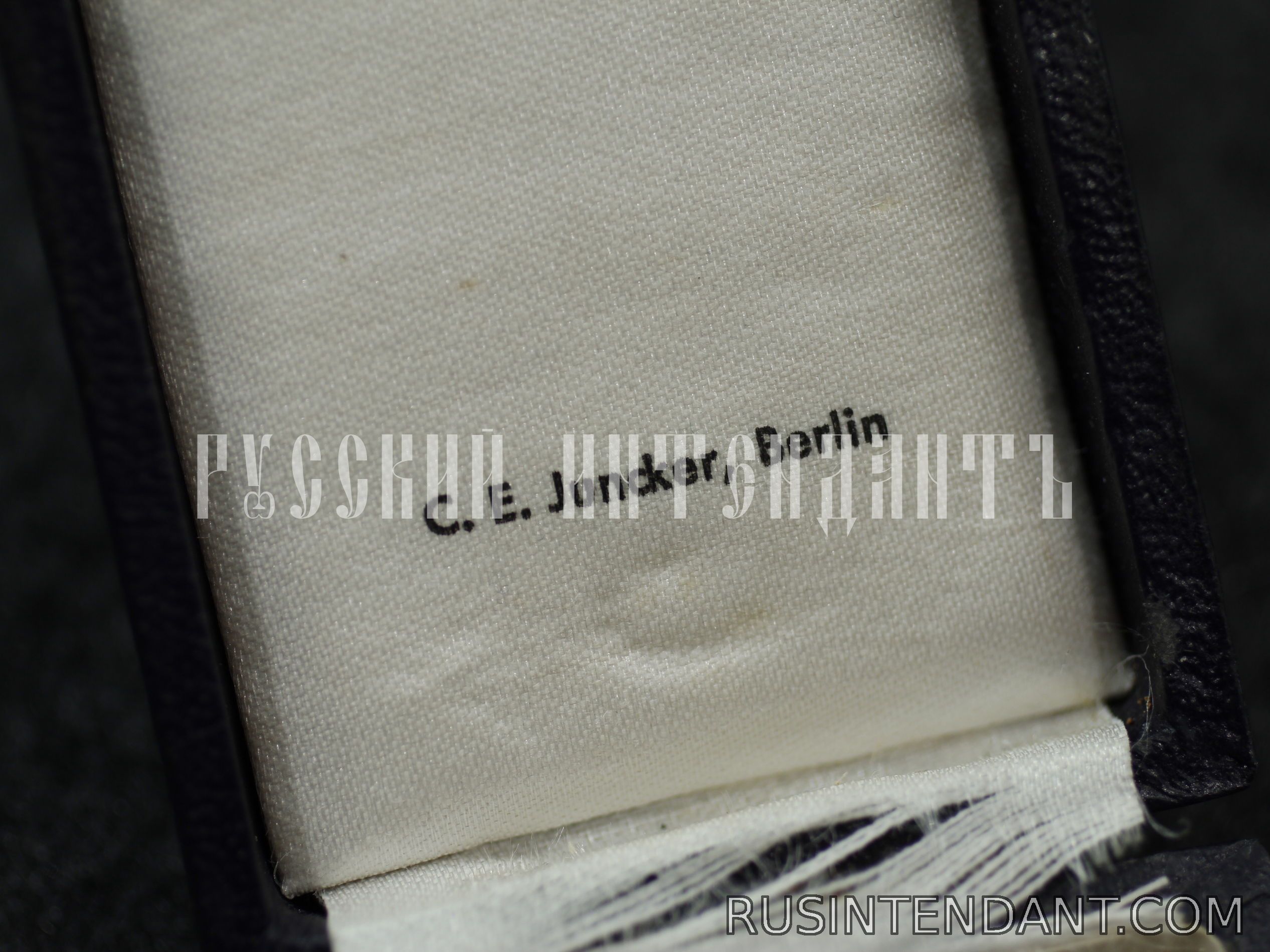 Фото 5: Почетный крест Немецкой матери "Золотой" 