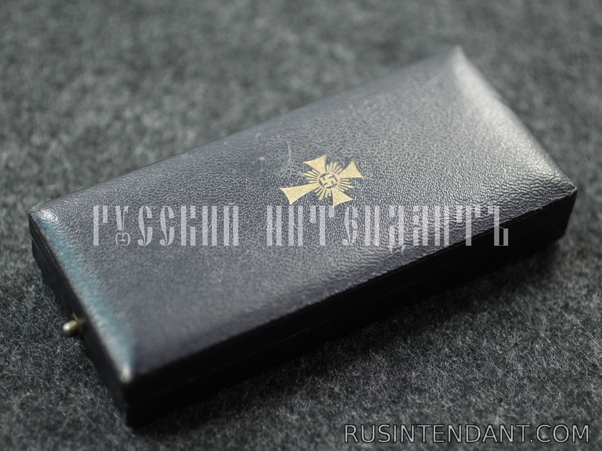 Фото 4: Почетный крест Немецкой матери "Золотой" 